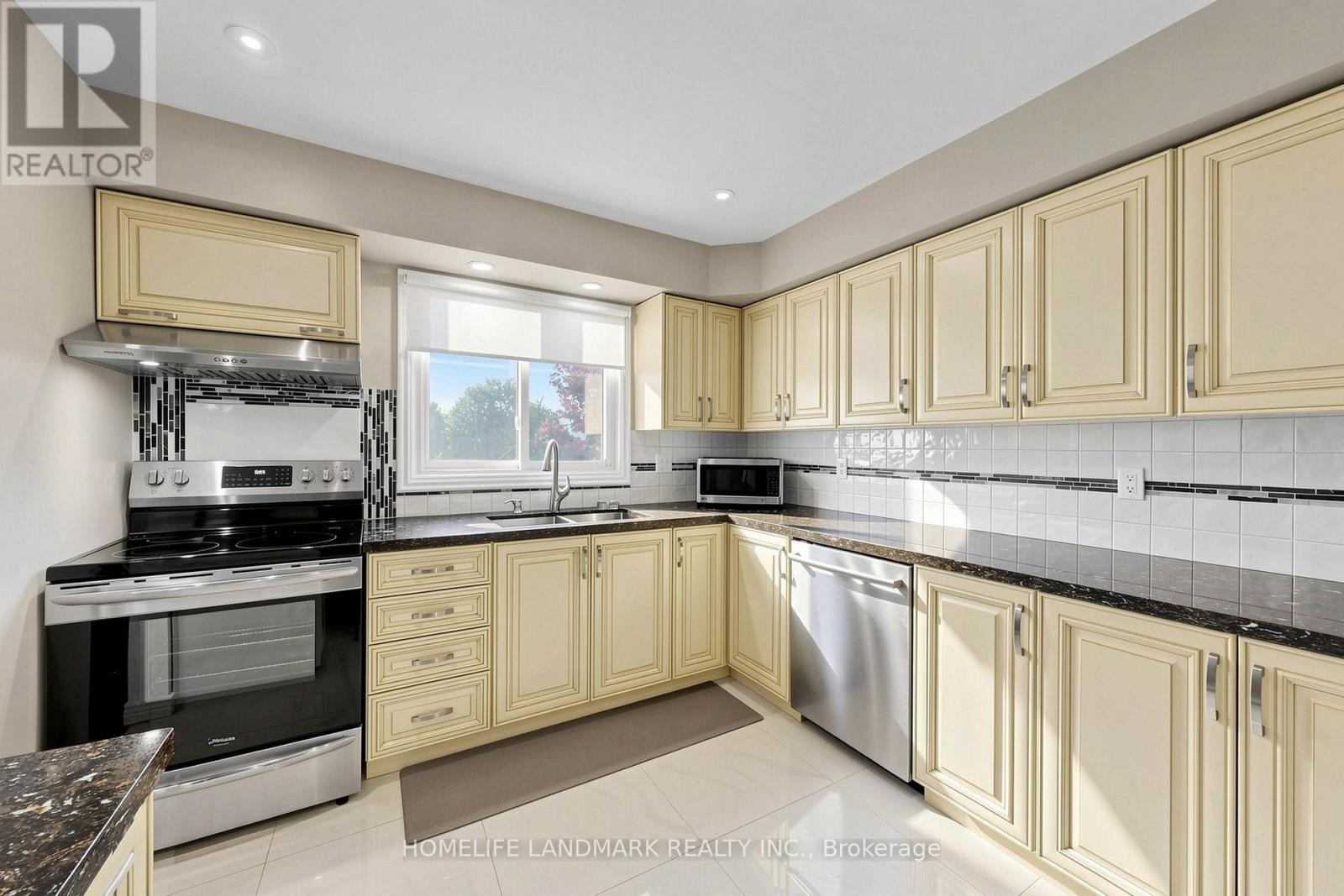4132 Celia Court, Burlington, ON