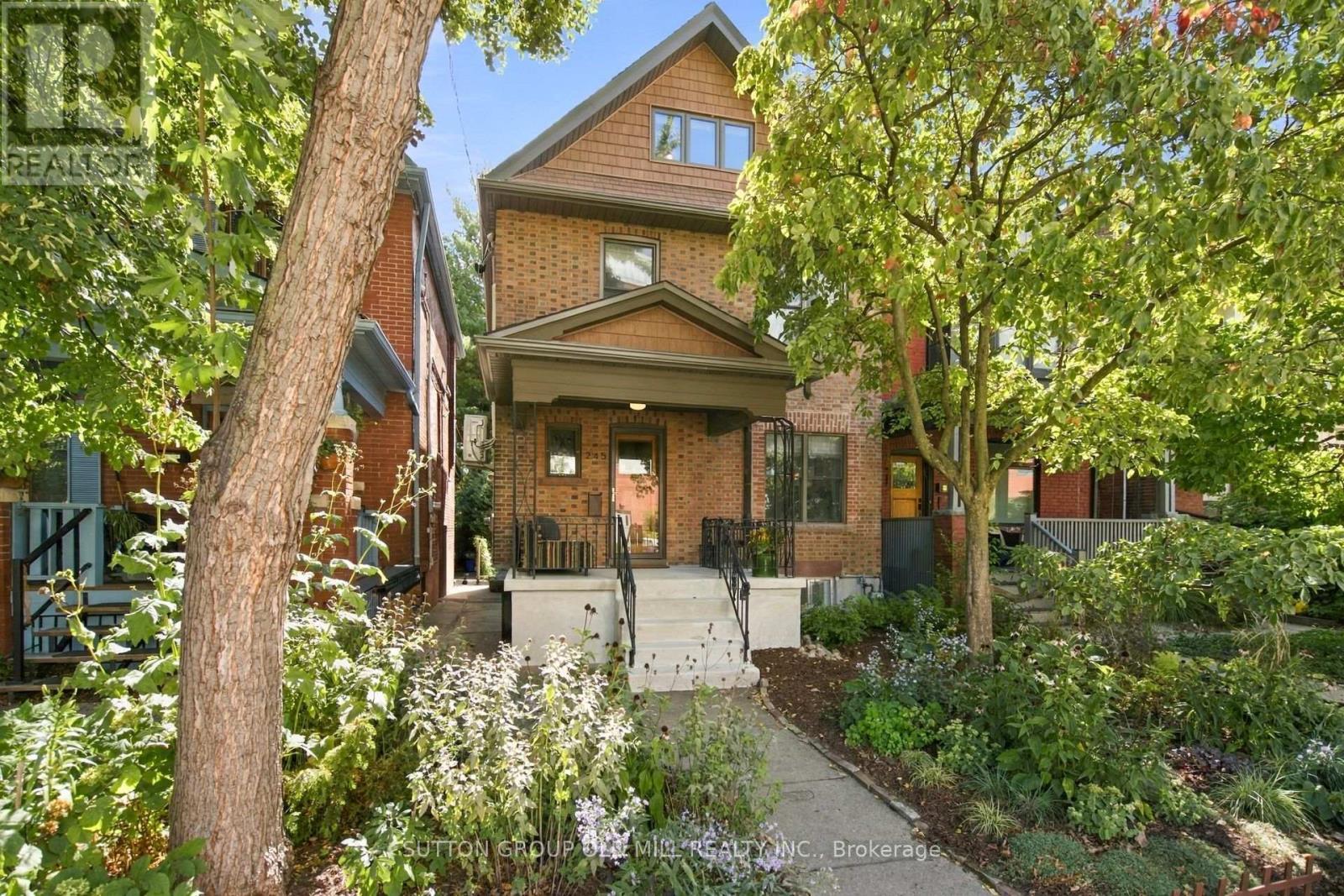 245 St Johns Road, Toronto, ON