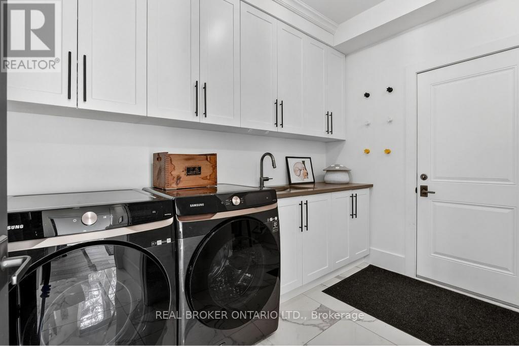 1095 Mineral Springs Road, Hamilton, ON