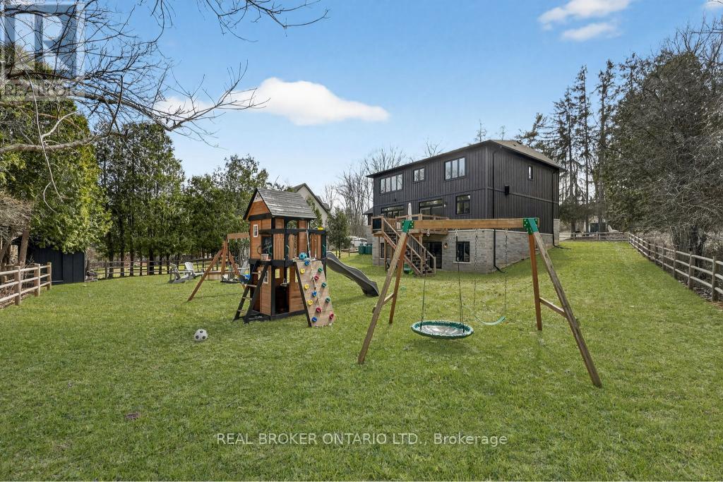 1095 Mineral Springs Road, Hamilton, ON