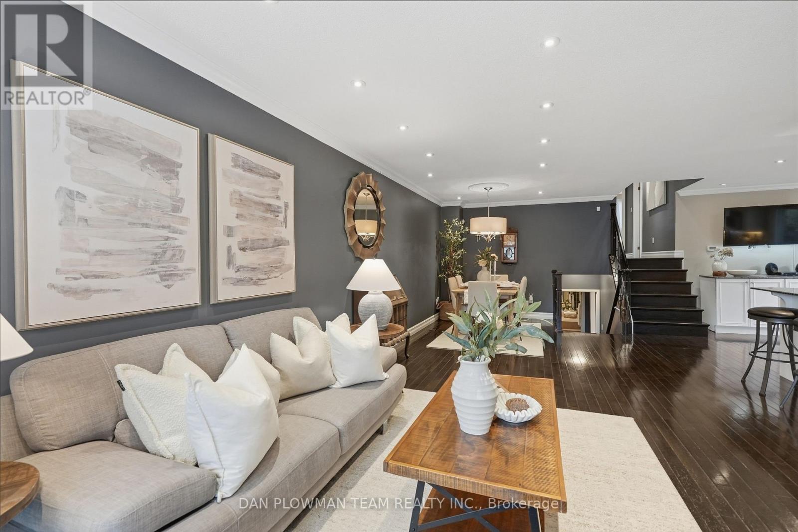 77 Hialeah Crescent, Whitby, ON