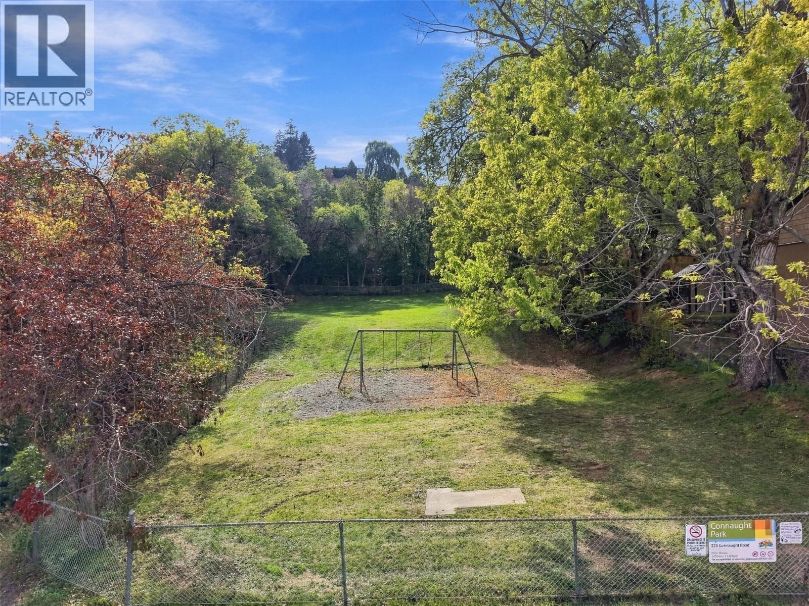 Connaught Park - 211 Connaught Road, Kamloops, BC