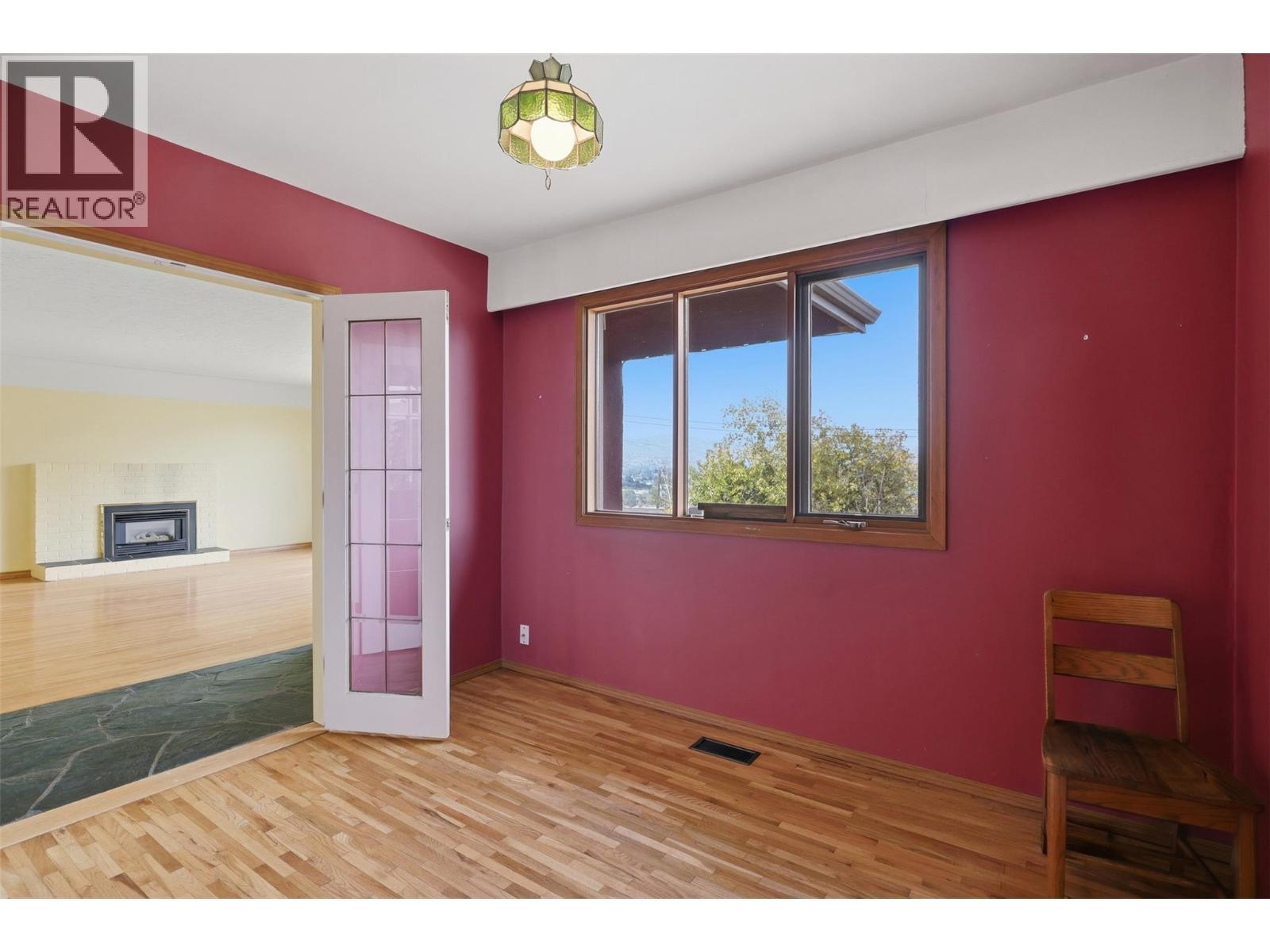 Bedroom 1 - 211 Connaught Road, Kamloops, BC