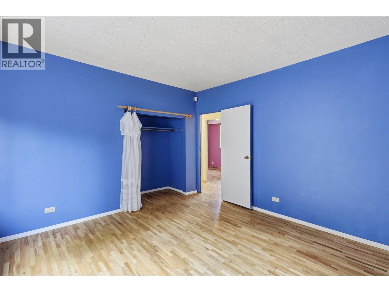 Bedroom 3 - 211 Connaught Road, Kamloops, BC