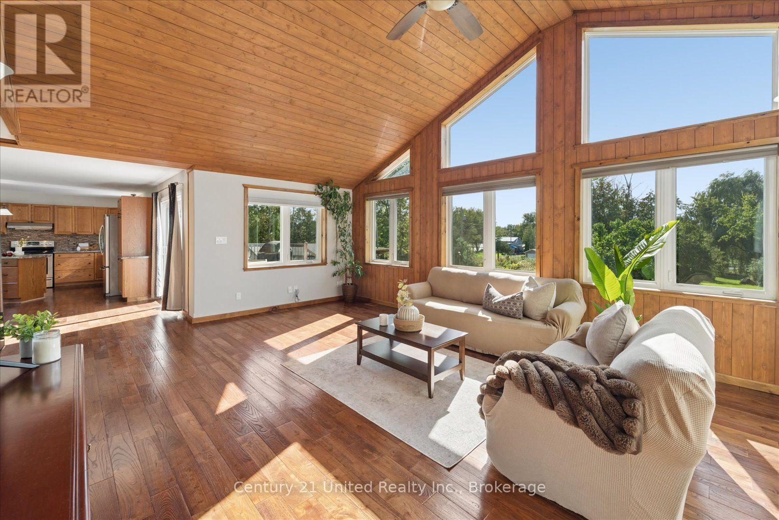 1923 Pratts Marina Road, Selwyn, ON