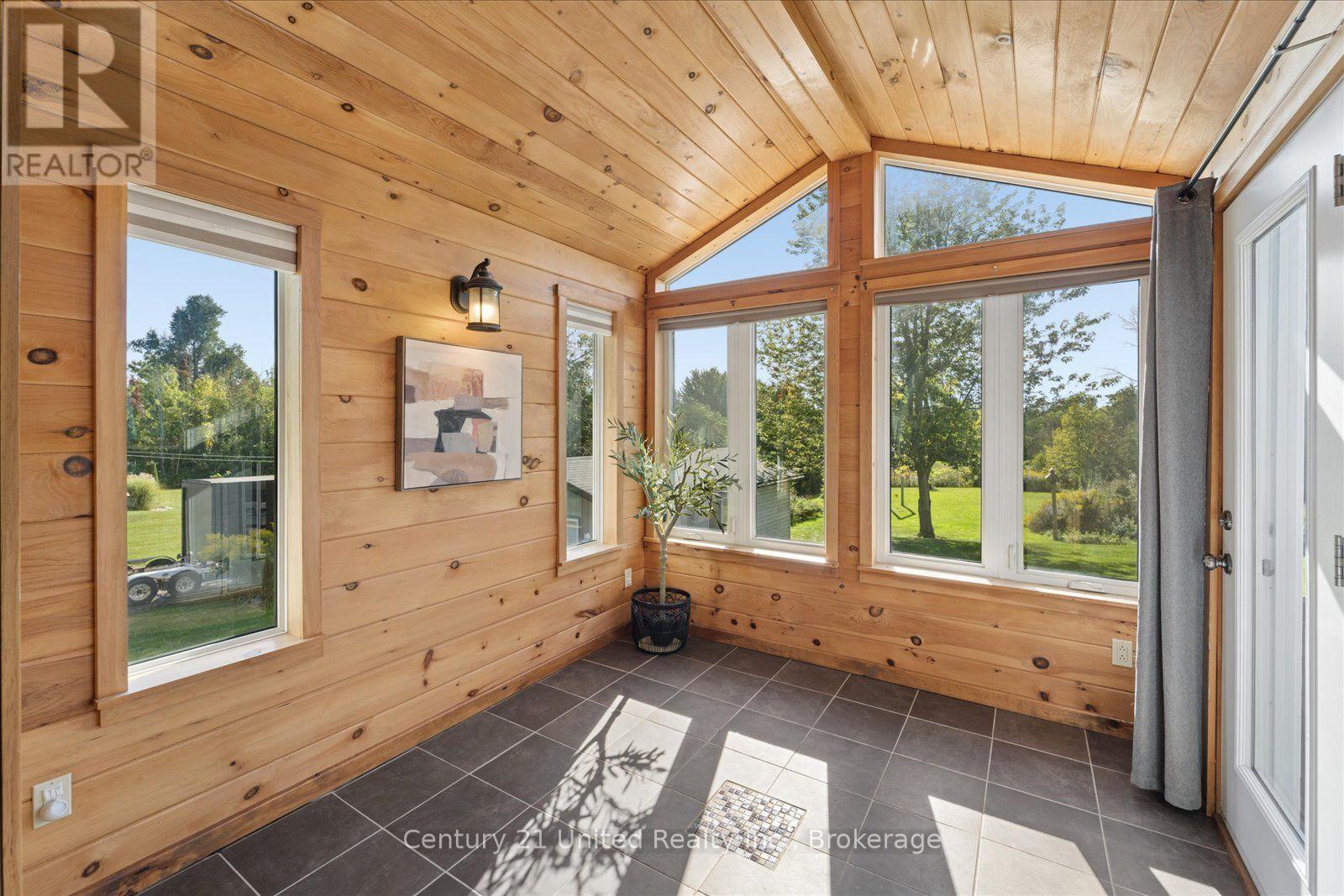 1923 Pratts Marina Road, Selwyn, ON