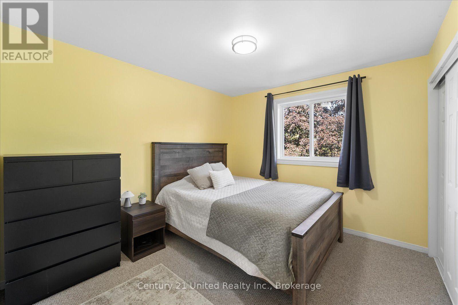 1923 Pratts Marina Road, Selwyn, ON