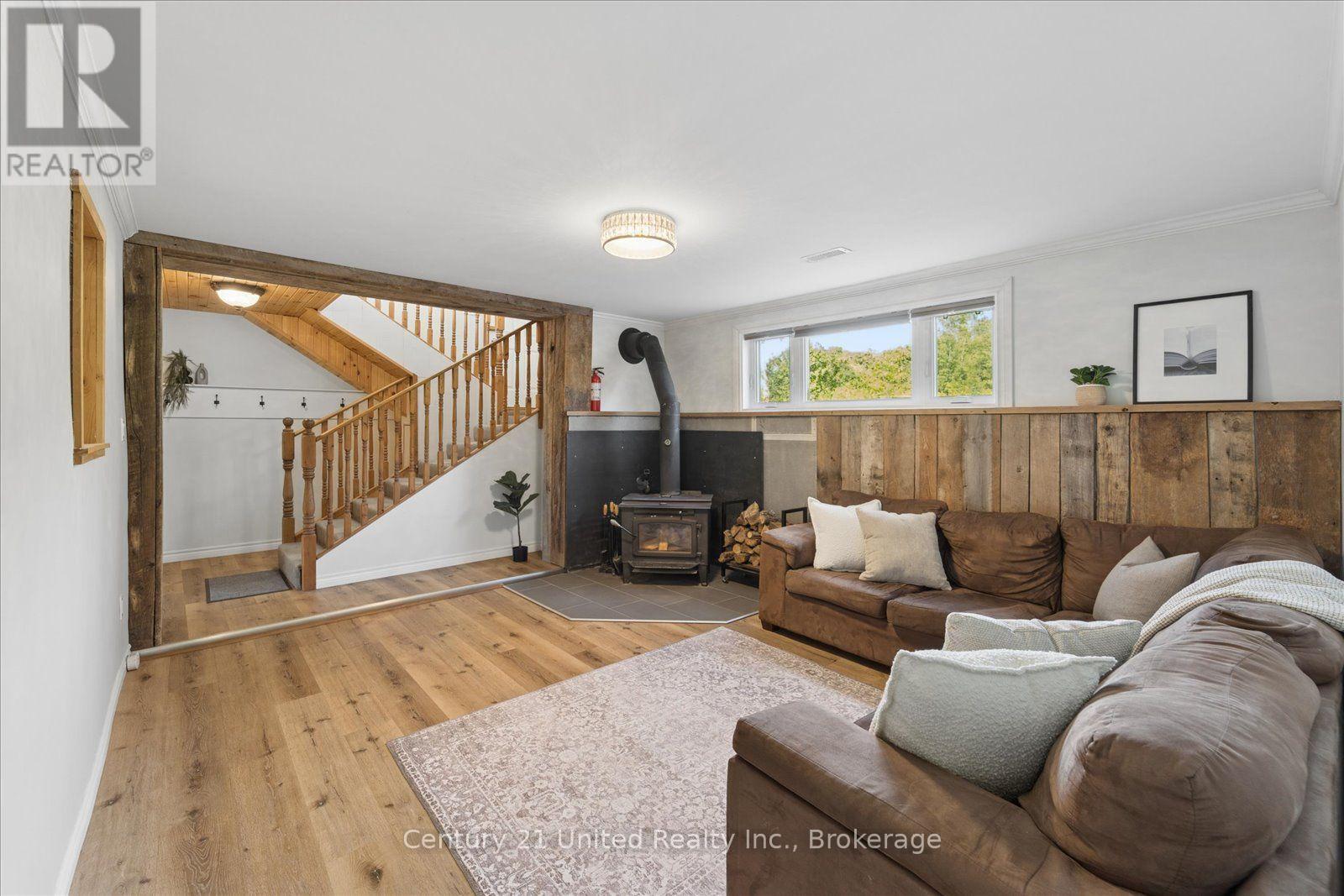 1923 Pratts Marina Road, Selwyn, ON