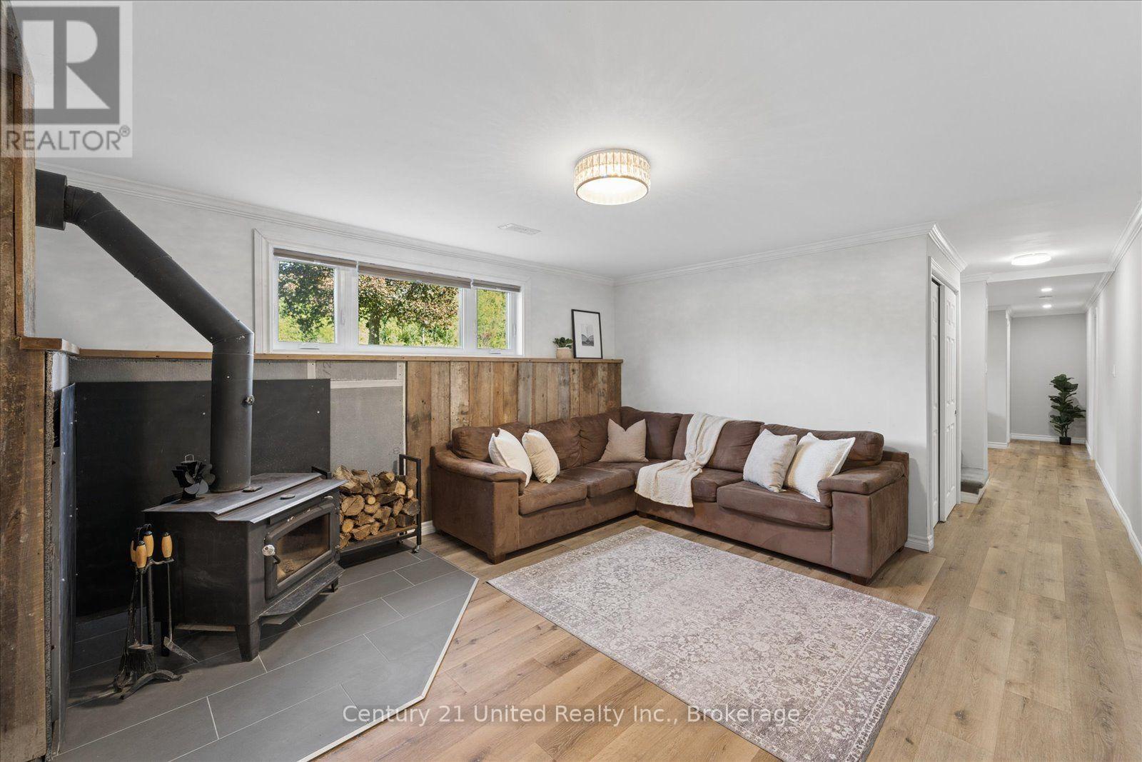 1923 Pratts Marina Road, Selwyn, ON