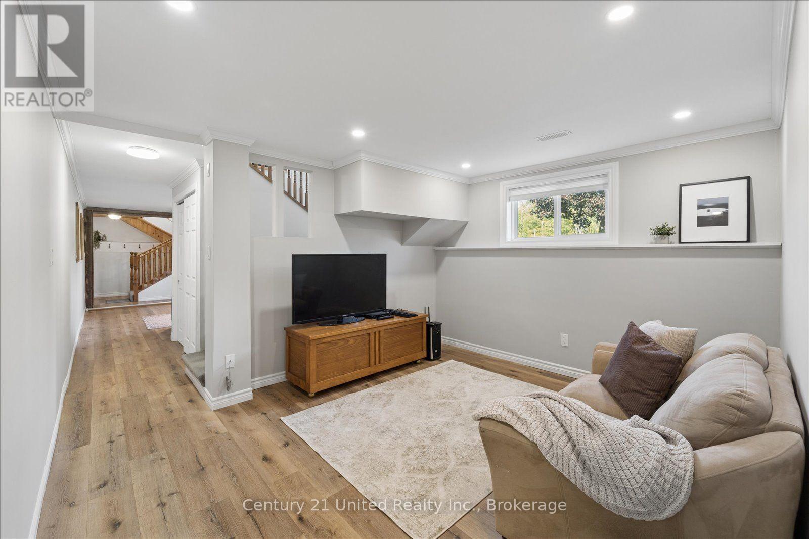 1923 Pratts Marina Road, Selwyn, ON
