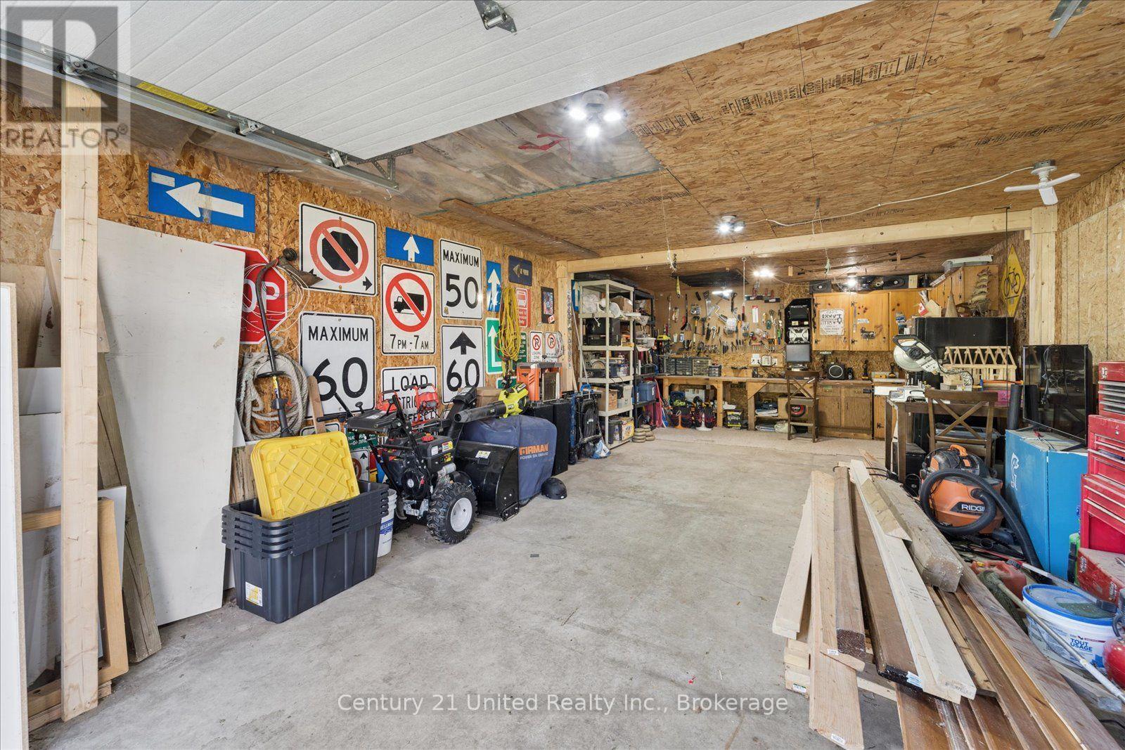 1923 Pratts Marina Road, Selwyn, ON