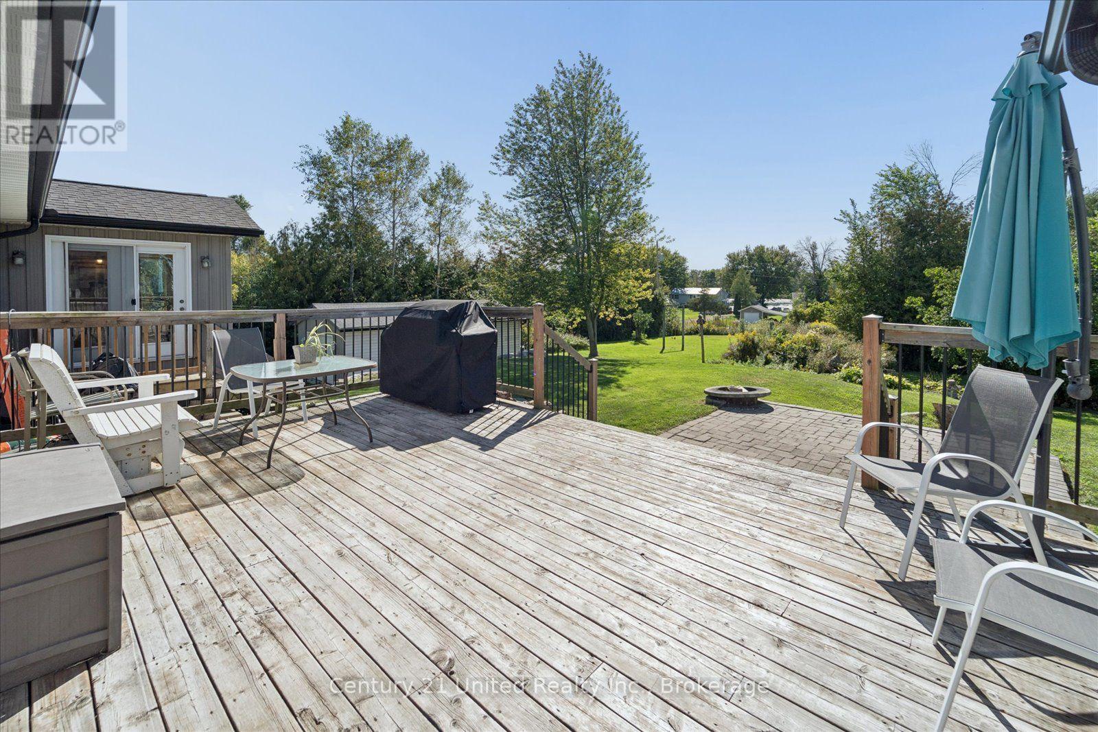 1923 Pratts Marina Road, Selwyn, ON