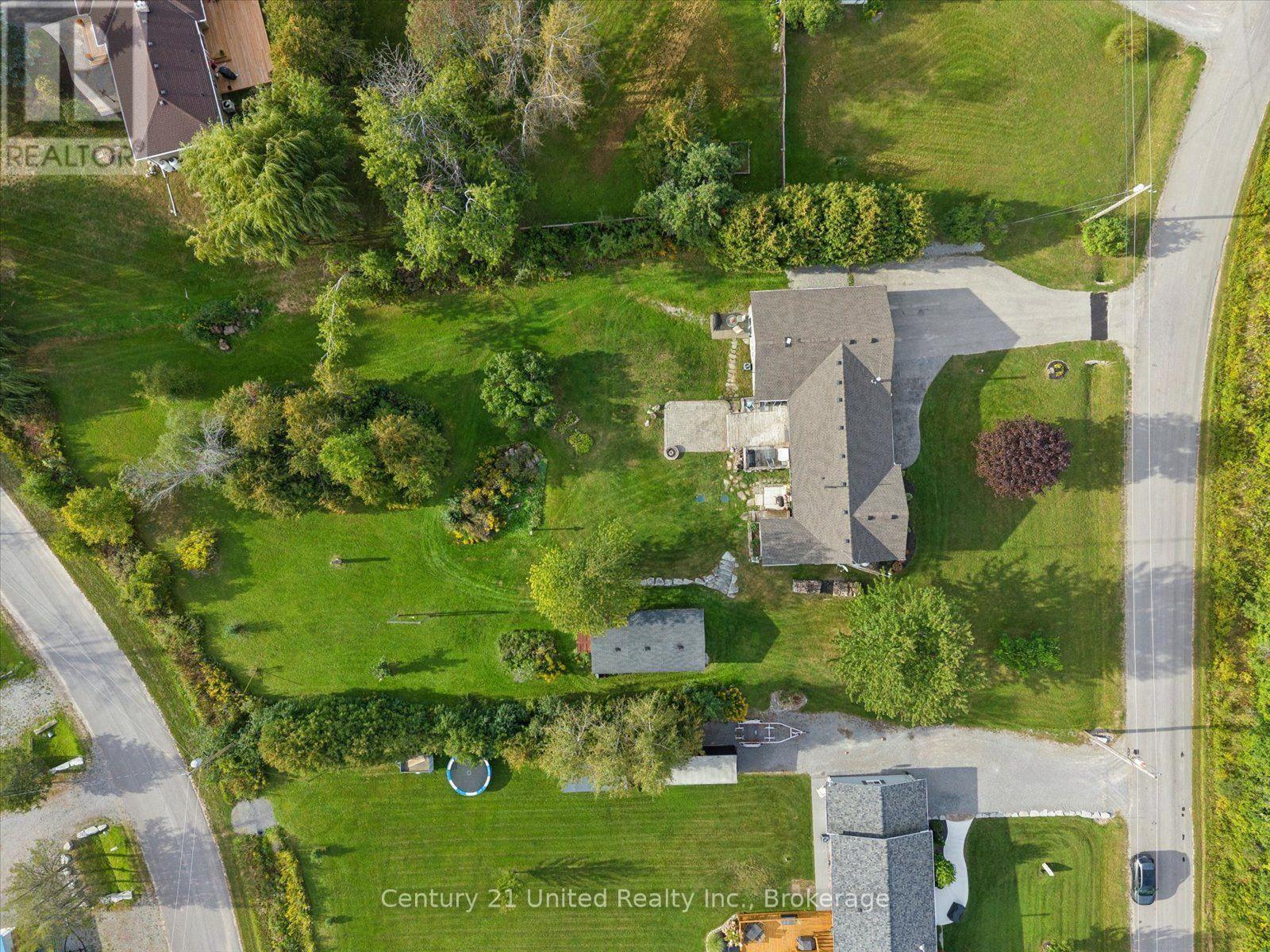 1923 Pratts Marina Road, Selwyn, ON