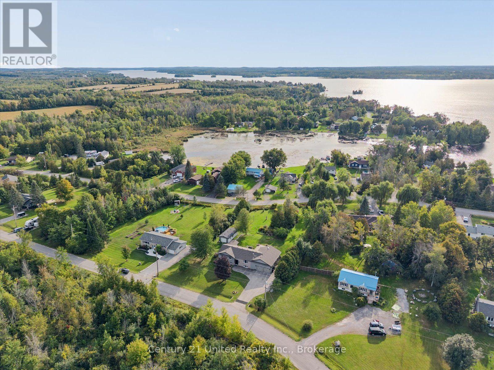 1923 Pratts Marina Road, Selwyn, ON