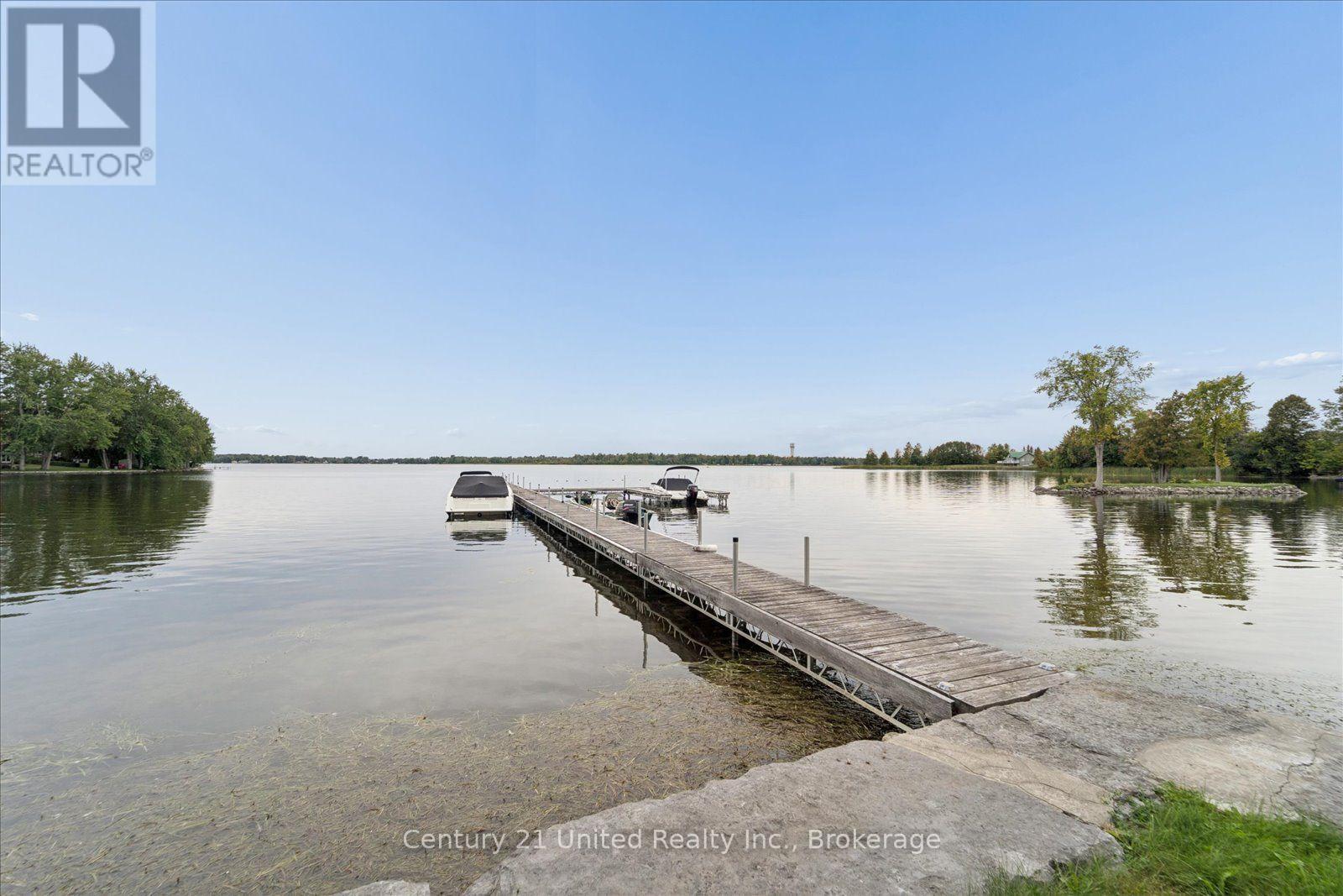 1923 Pratts Marina Road, Selwyn, ON
