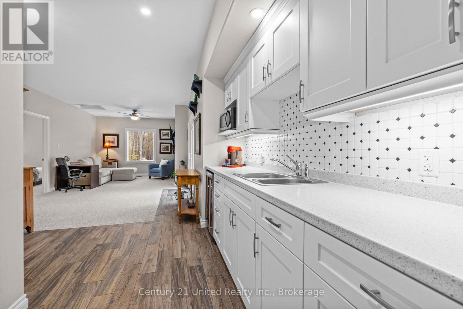 1746 Lakehurst Road, Trent Lakes, ON