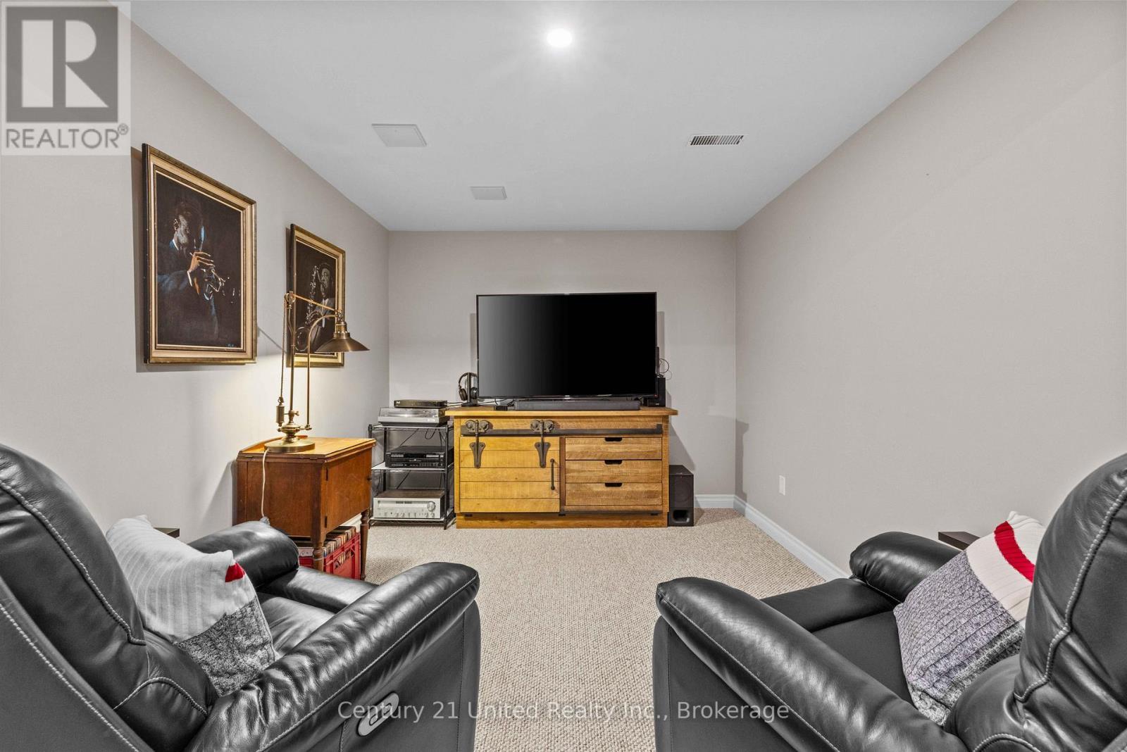 1746 Lakehurst Road, Trent Lakes, ON