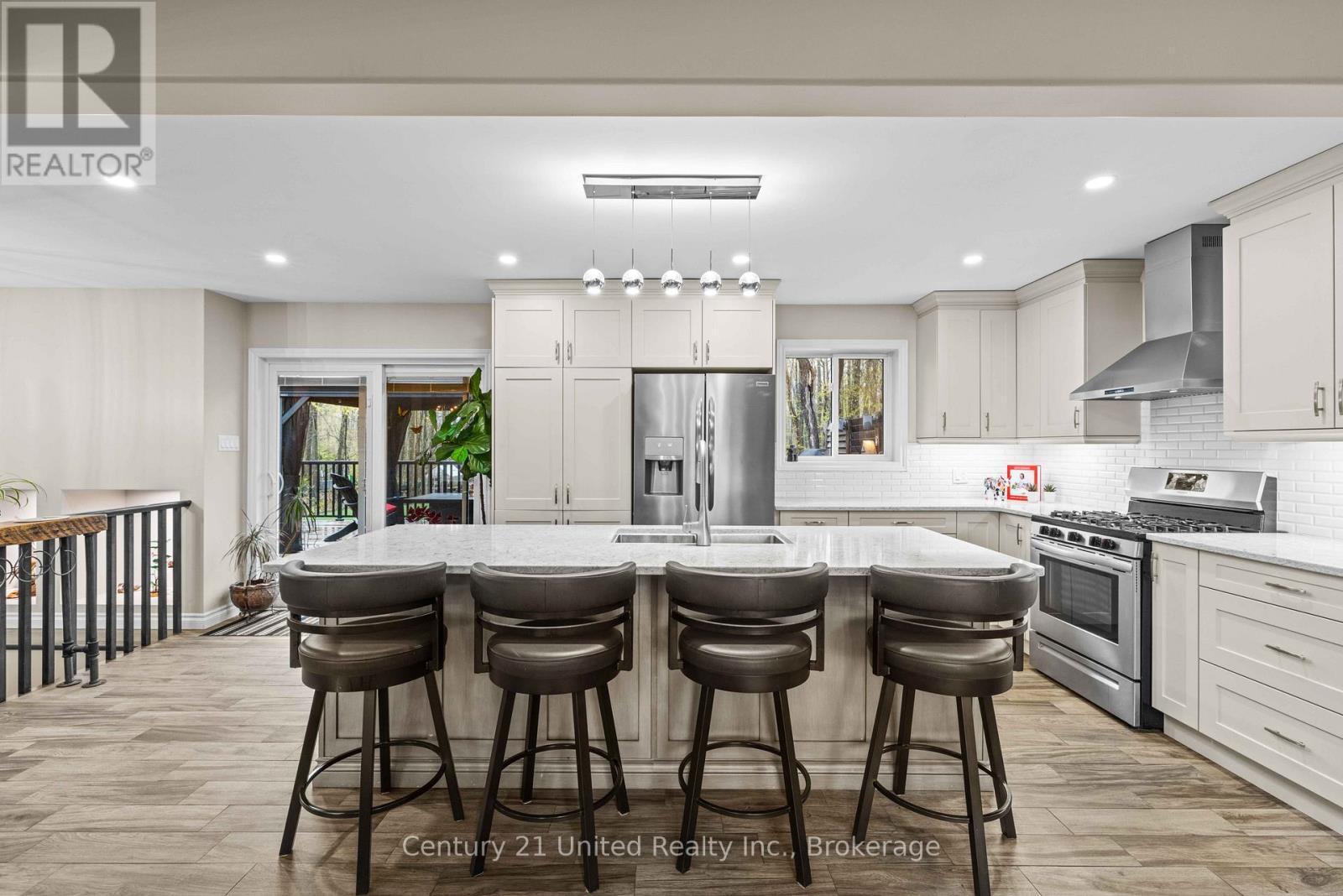 1746 Lakehurst Road, Trent Lakes, ON