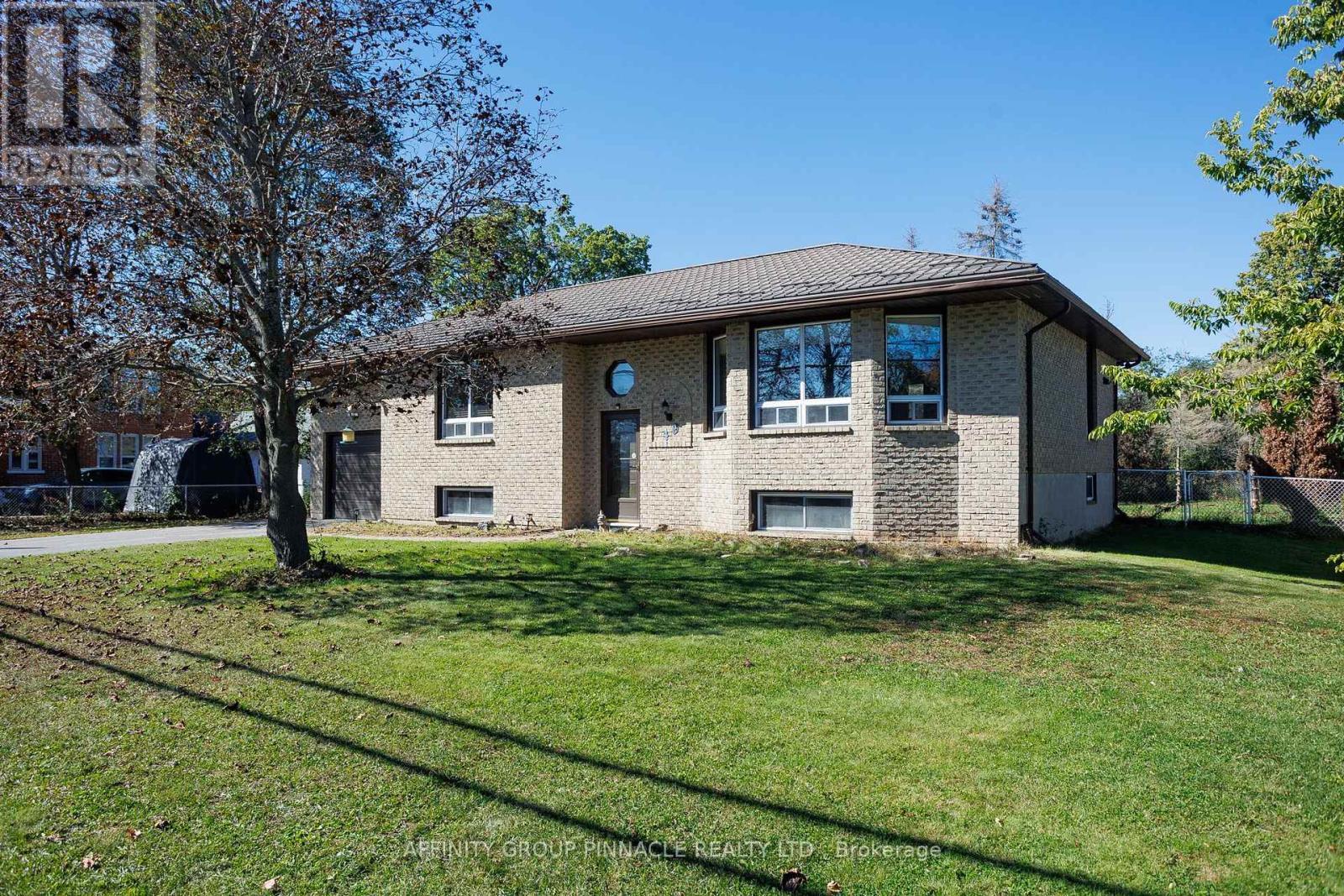 49 Queen Street, Kawartha Lakes (Bobcaygeon), ON