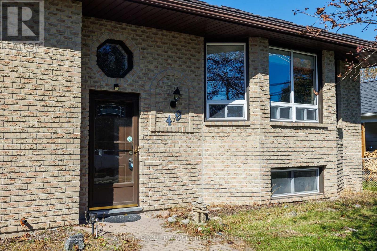 49 Queen Street, Kawartha Lakes (Bobcaygeon), ON