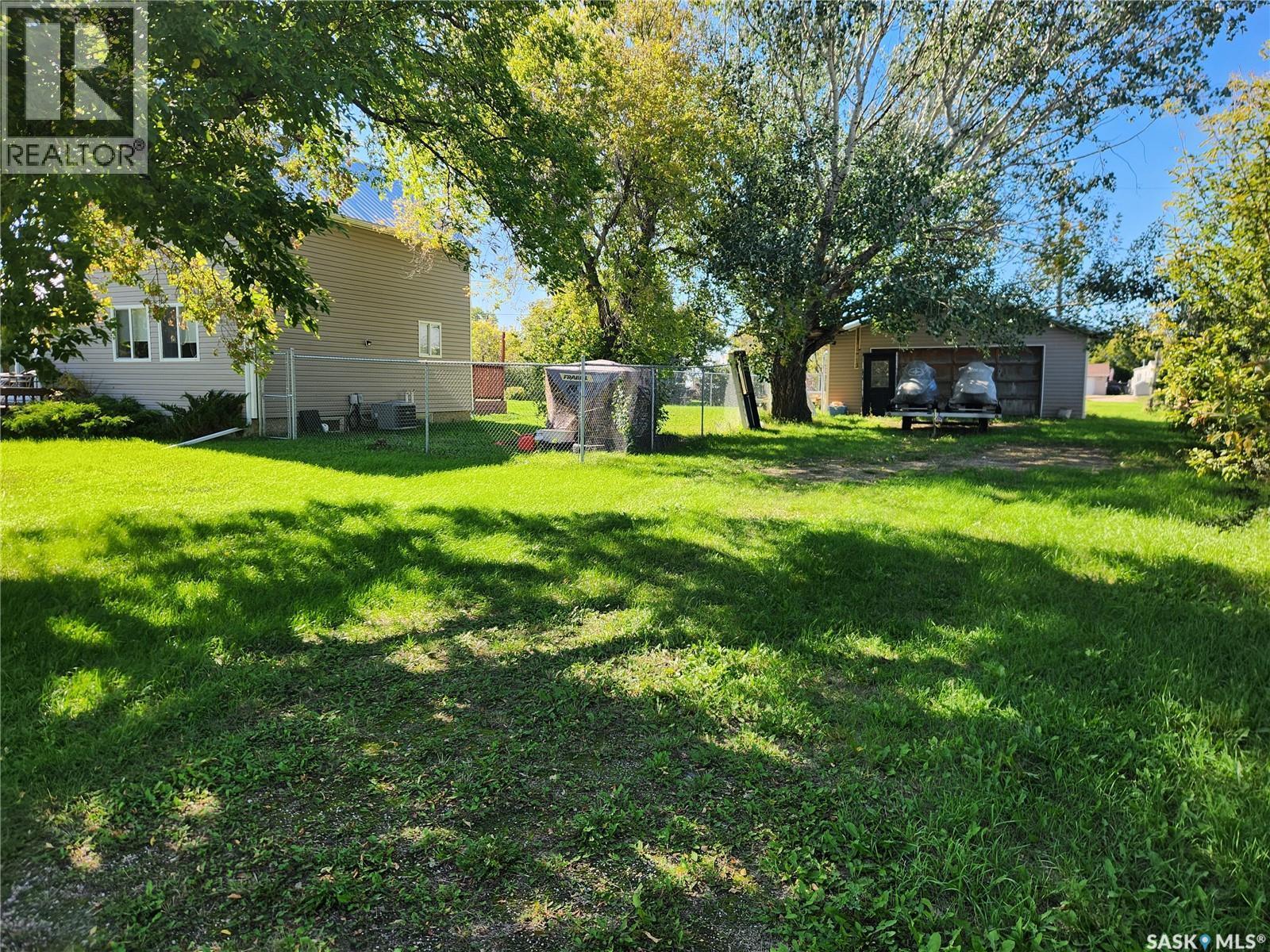 748 Market Street, Bethune, SK