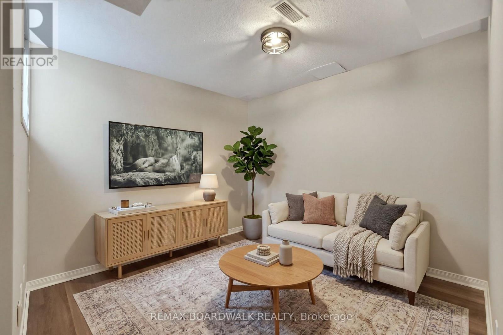 254 Stoneway Drive, Ottawa, ON