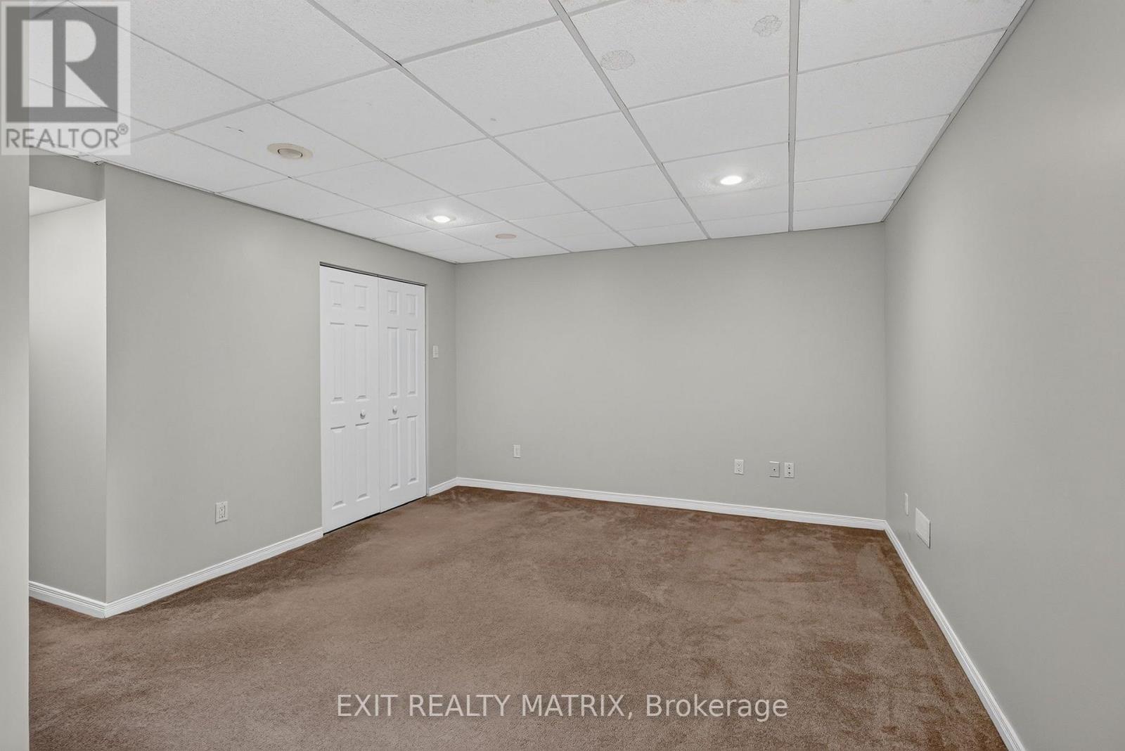 2043 Avenue O, Ottawa, ON