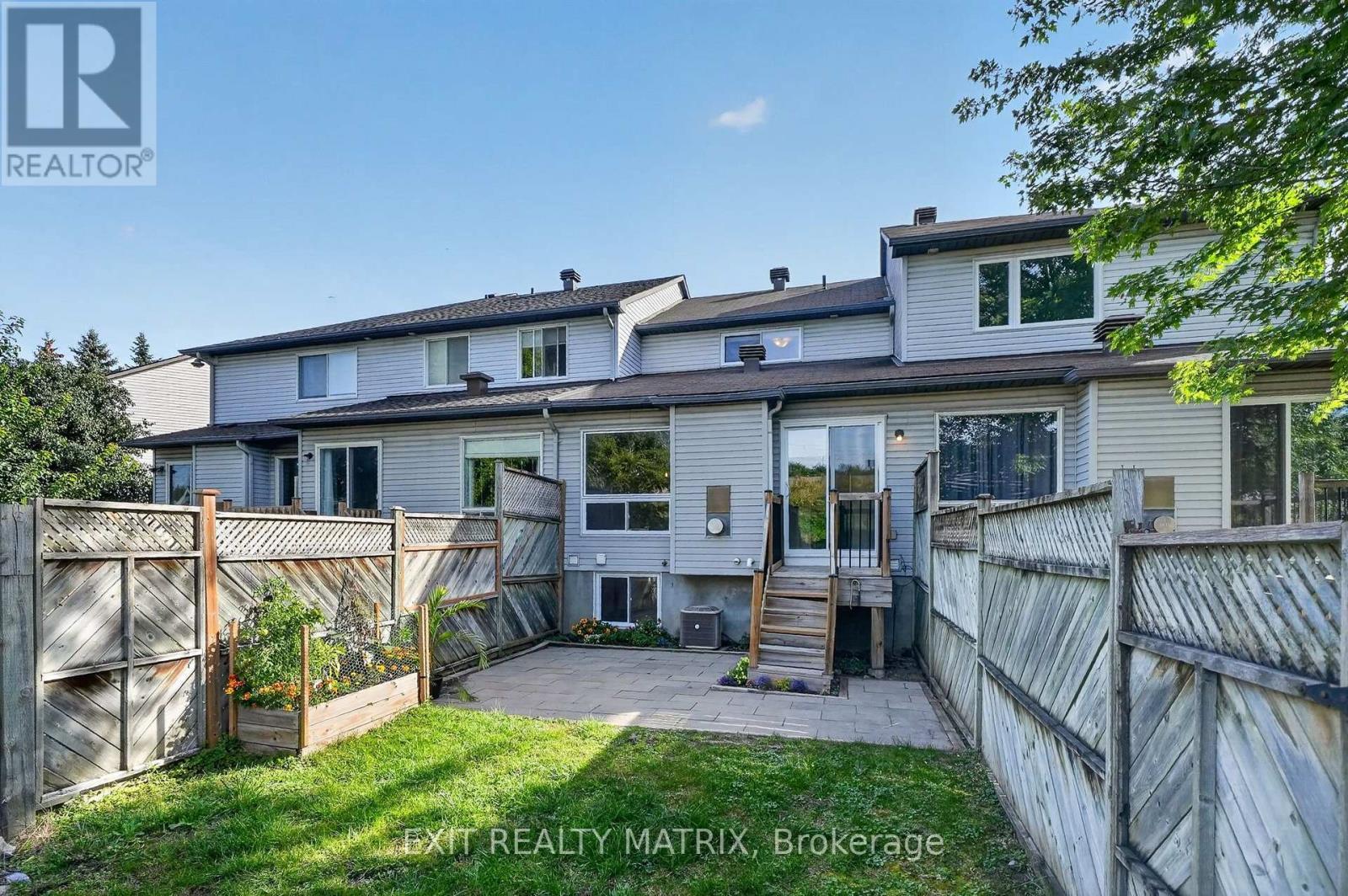 2043 Avenue O, Ottawa, ON