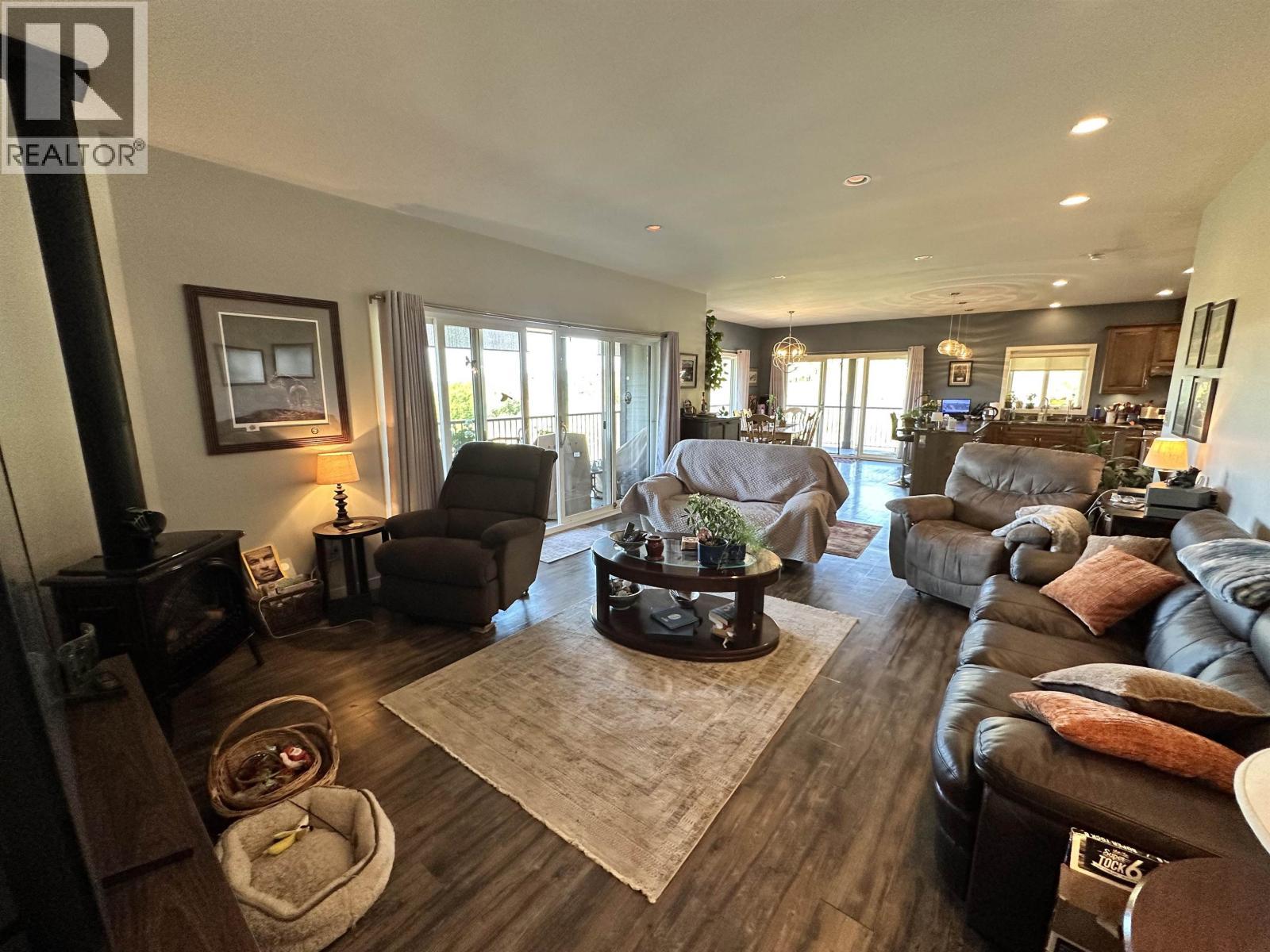 4162 Lac La Hache Station Road, Lac La Hache, BC