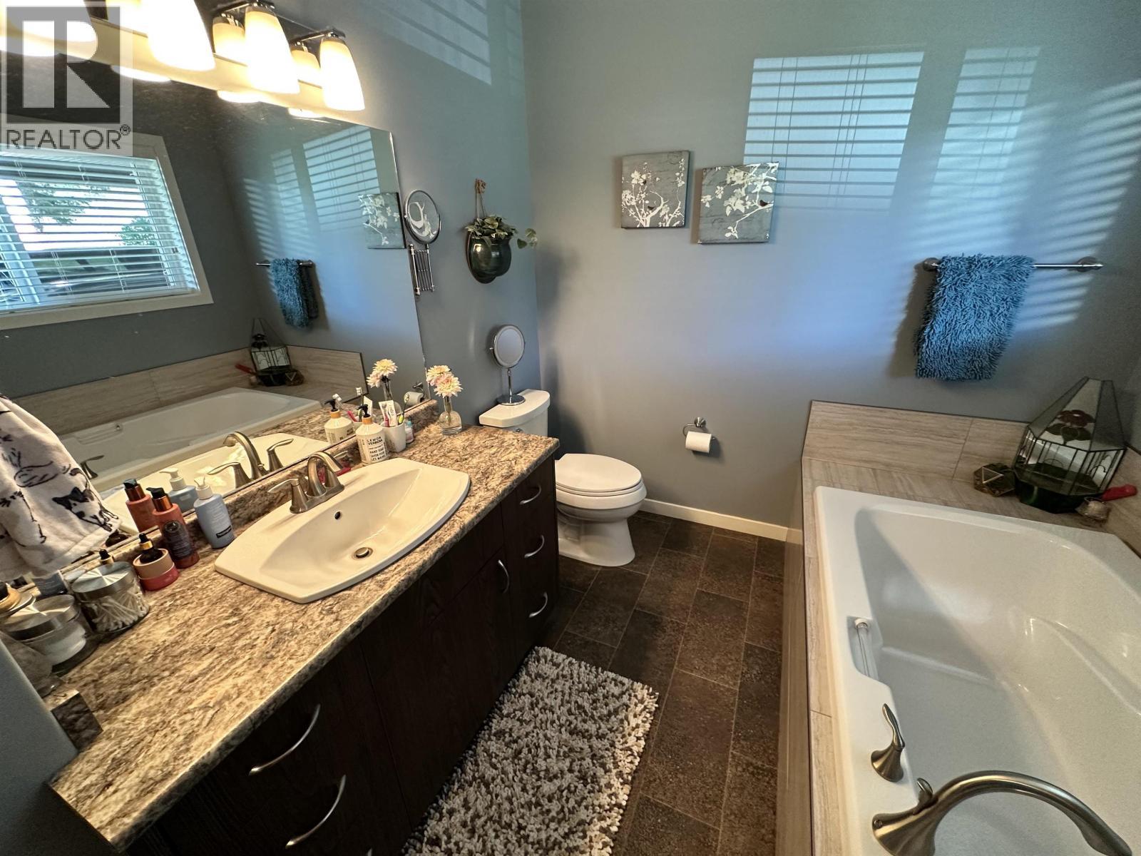 4162 Lac La Hache Station Road, Lac La Hache, BC