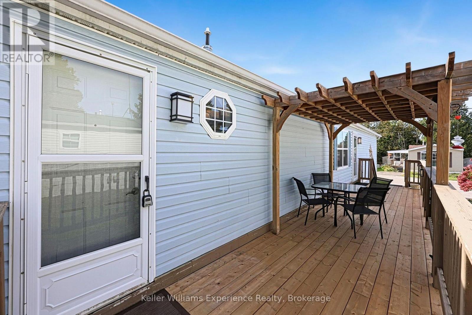 4052 Ash Crescent, Severn, ON