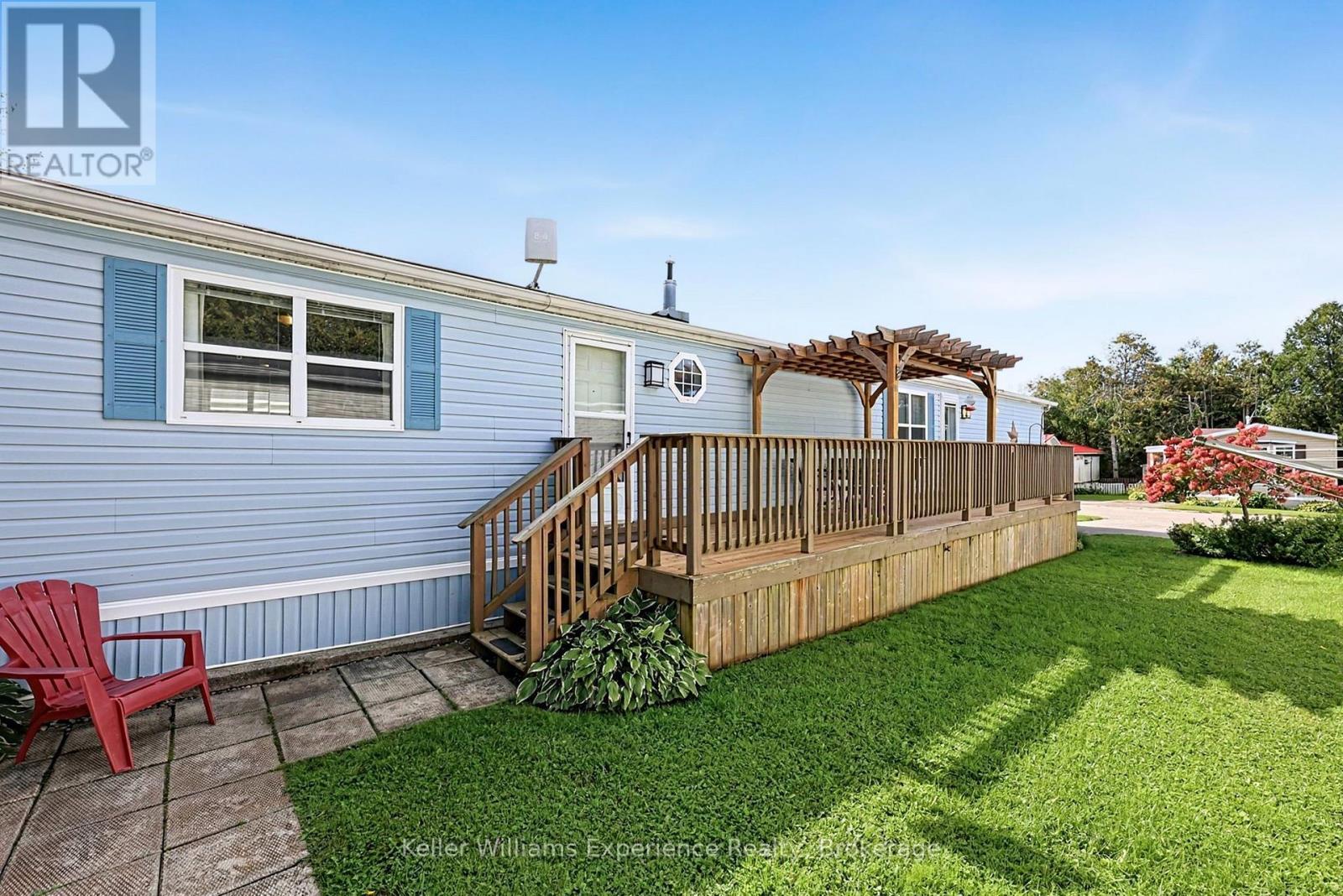 4052 Ash Crescent, Severn, ON