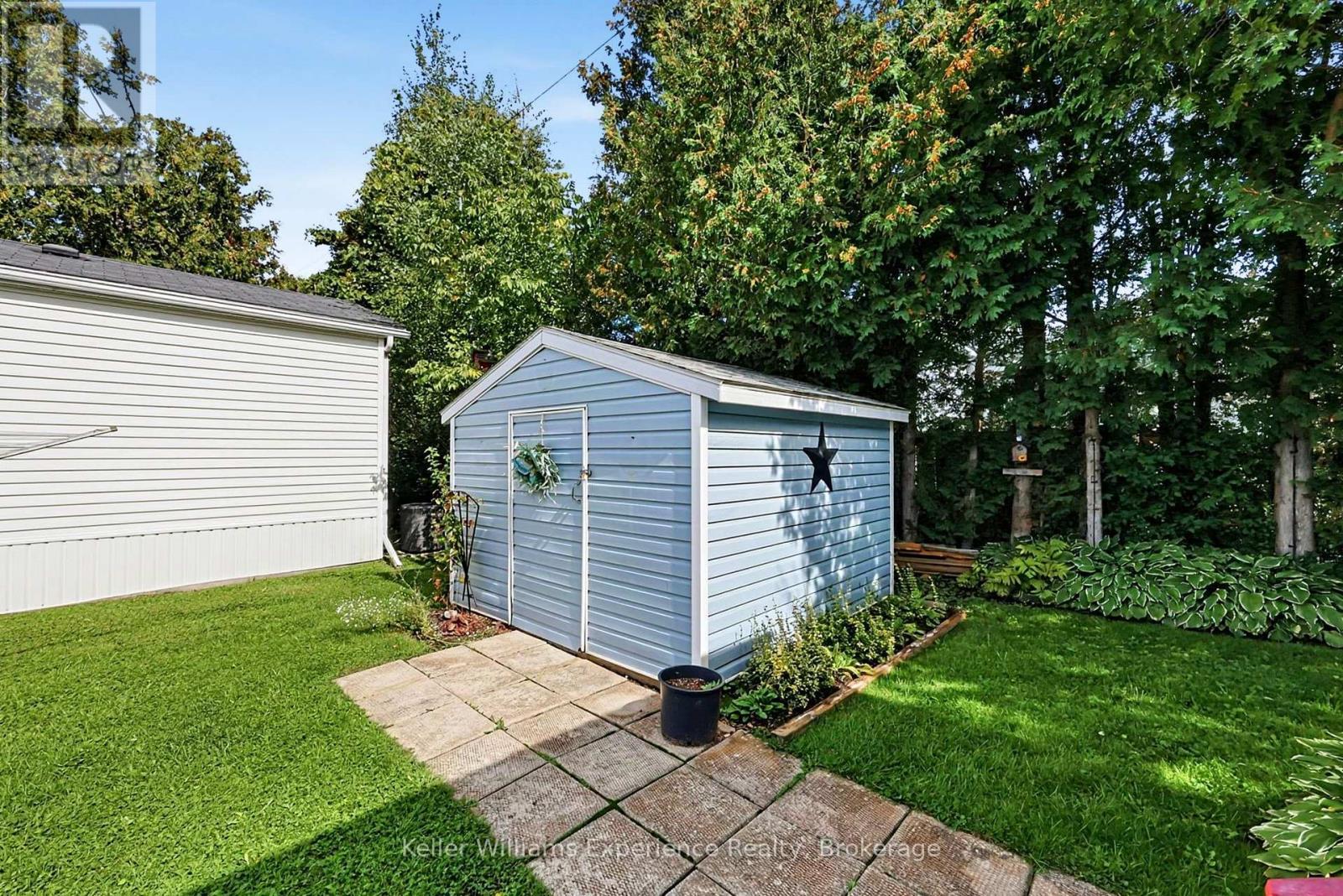 4052 Ash Crescent, Severn, ON