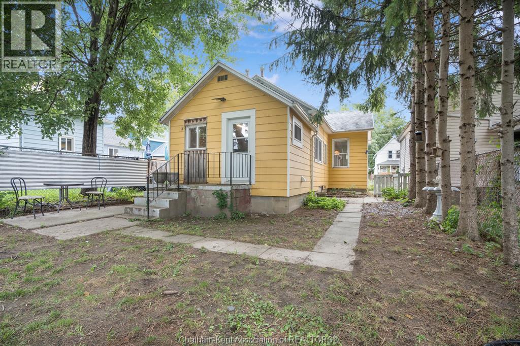 196 Raleigh Street, Chatham, ON