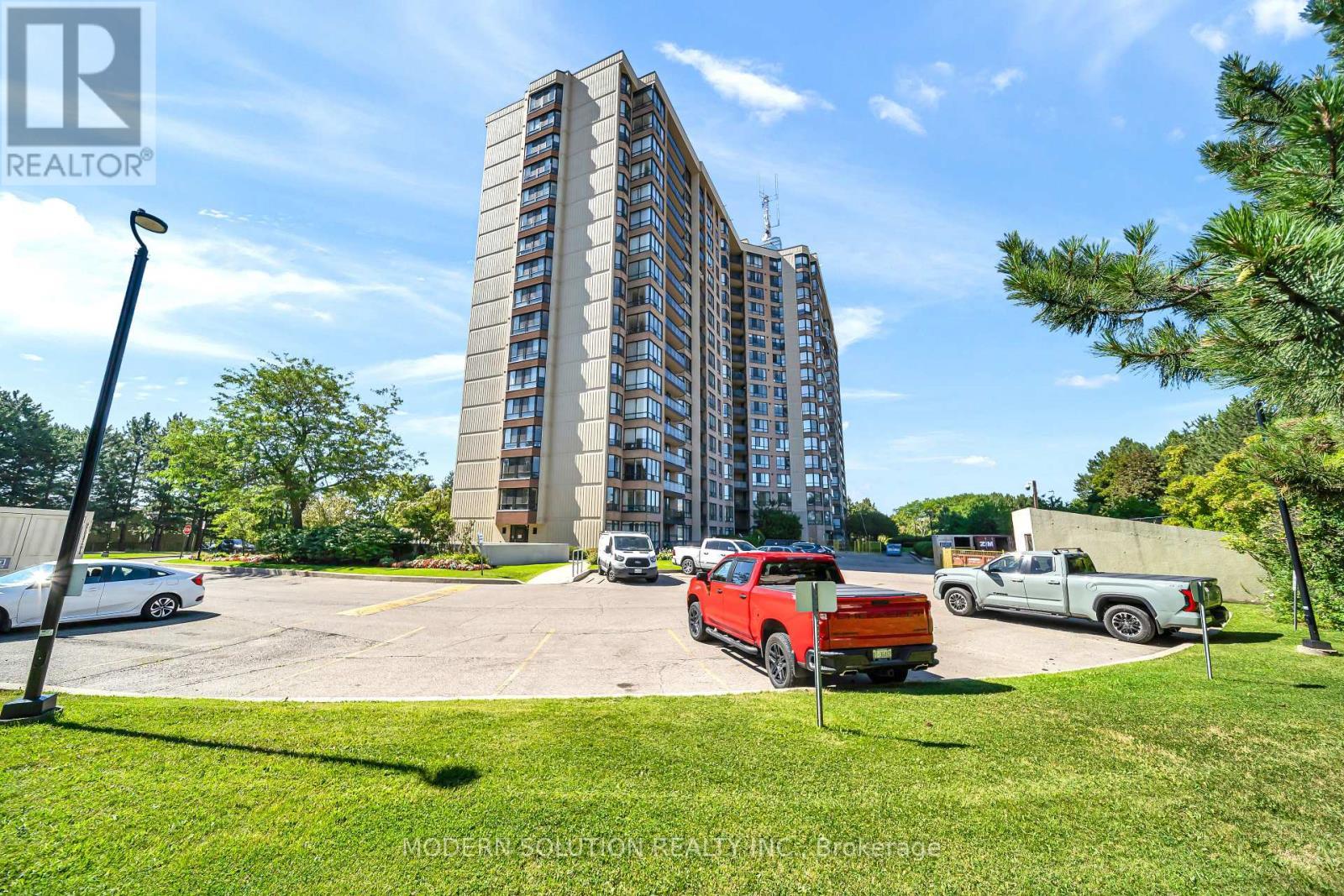 501 - 20 Cherrytree Drive, Brampton, ON