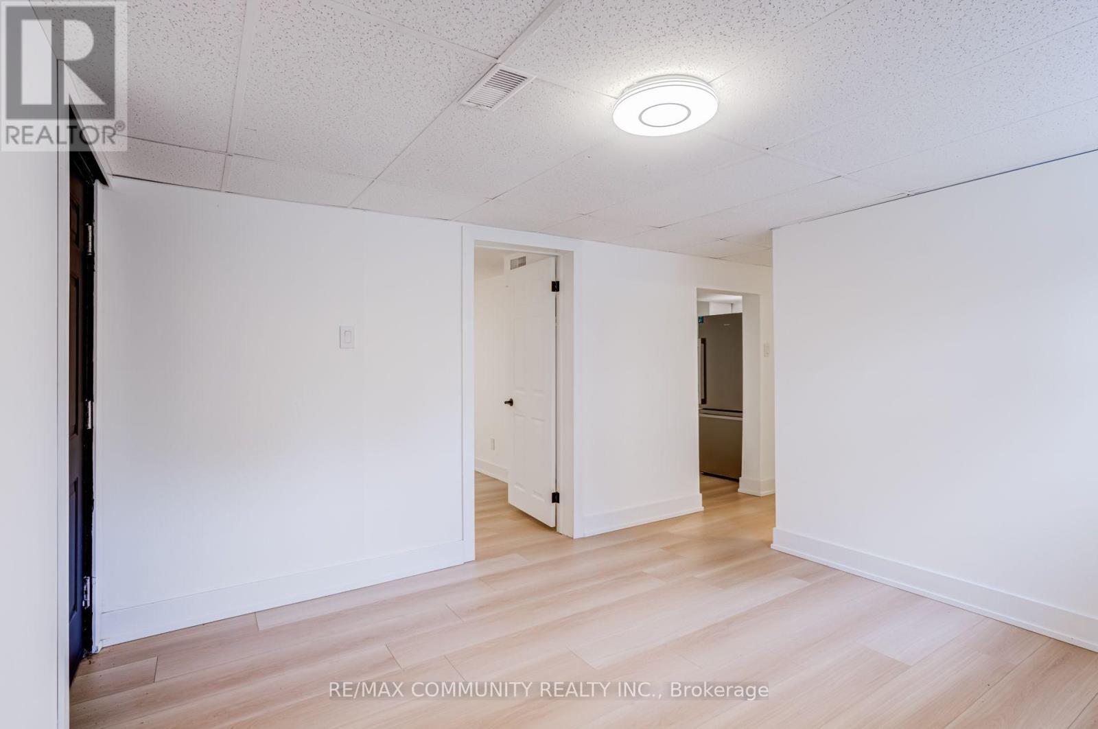 90 Euclid Avenue, Toronto, ON