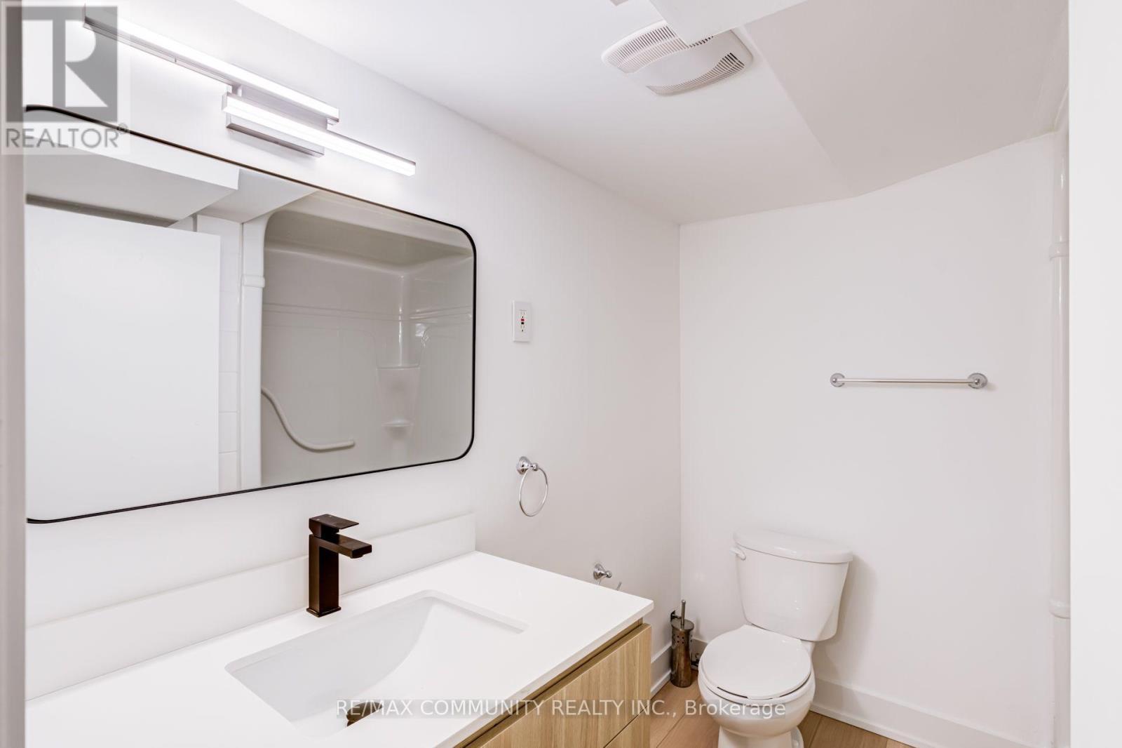 90 Euclid Avenue, Toronto, ON