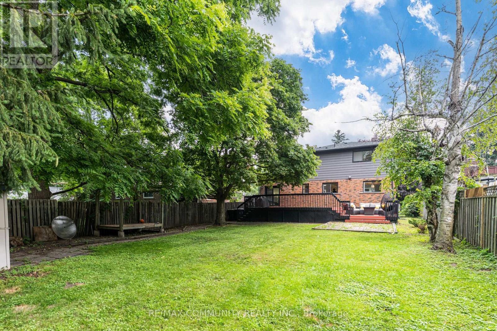 90 Euclid Avenue, Toronto, ON