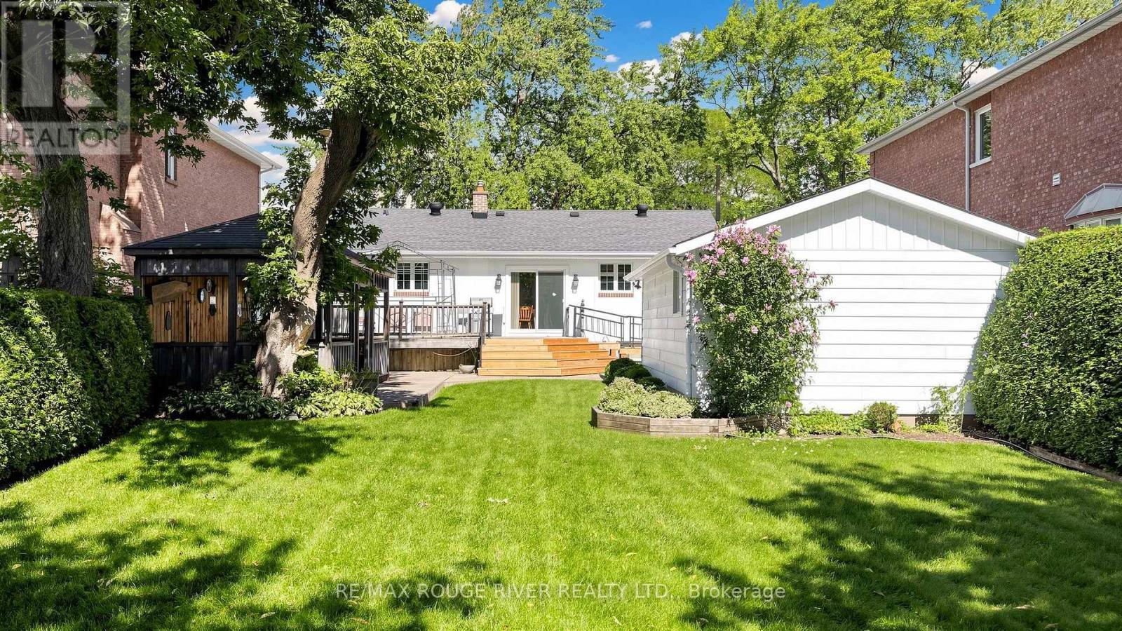 35 Southlawn Drive, Toronto, ON