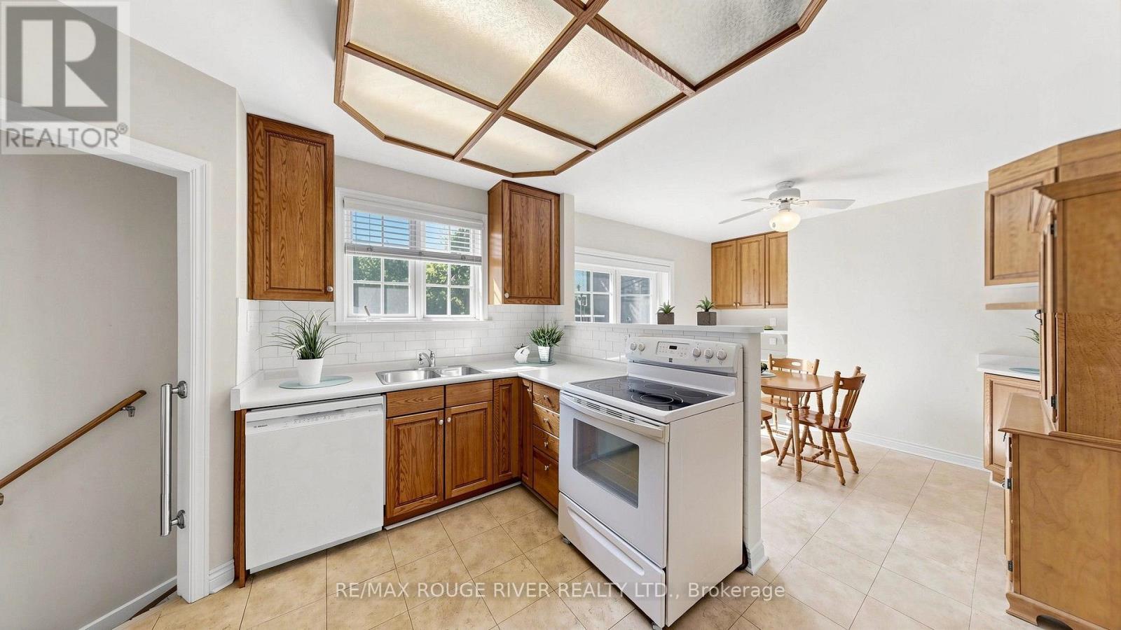 35 Southlawn Drive, Toronto, ON