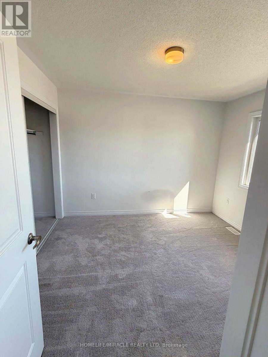 163 Fenchurch Manor, Barrie, ON