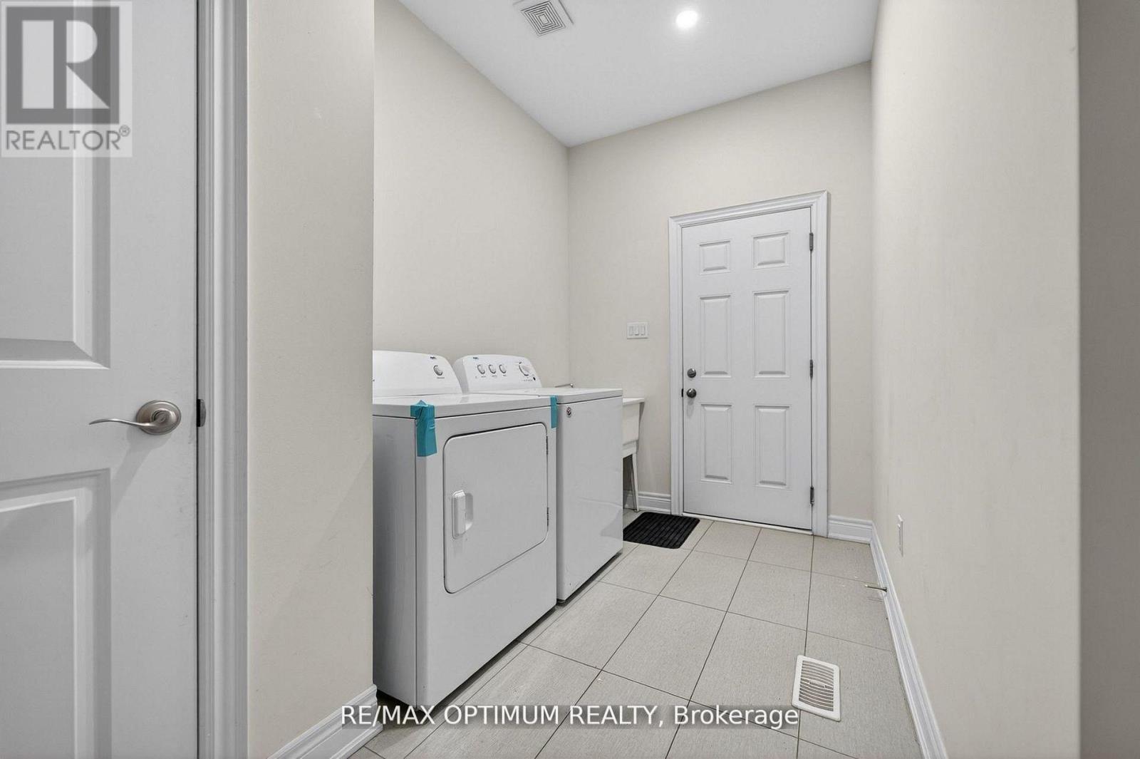 5 Blue Silo Way, Brampton, ON
