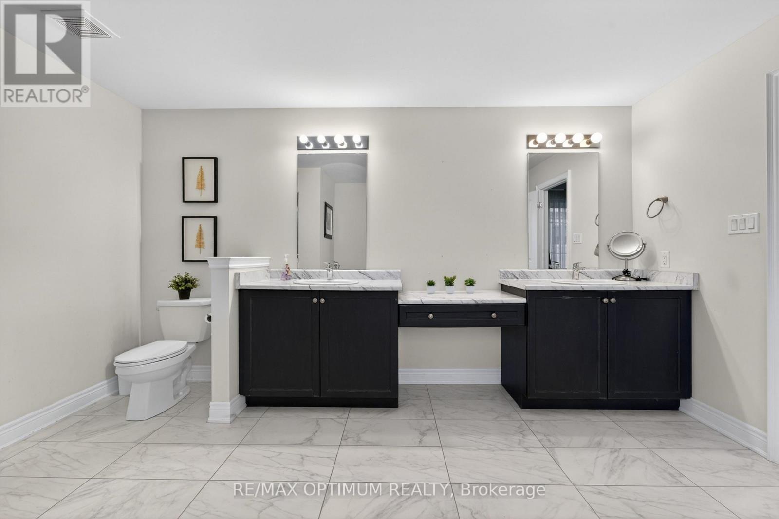 5 Blue Silo Way, Brampton, ON