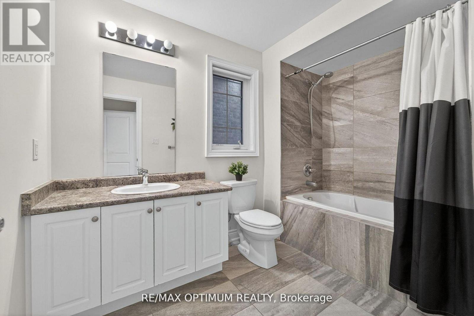 5 Blue Silo Way, Brampton, ON