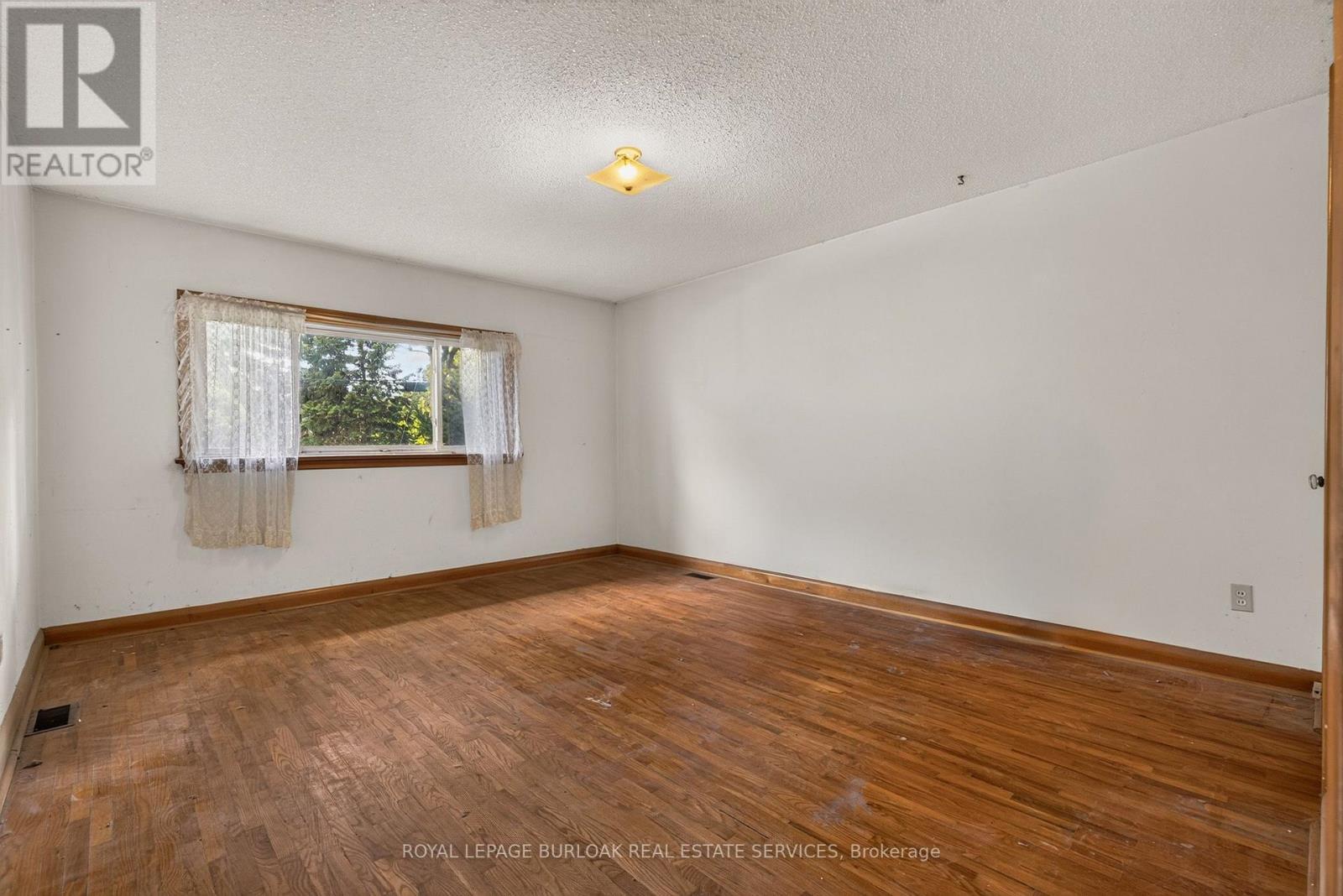 539 Enfield Road, Burlington, ON