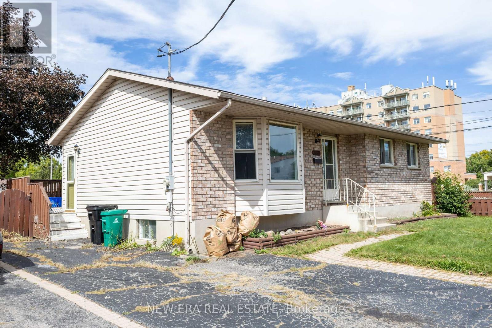 120 Union Street S, Cambridge, ON