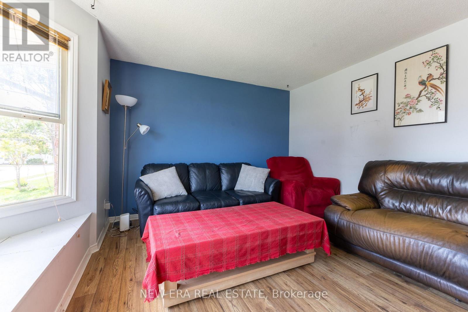 120 Union Street S, Cambridge, ON