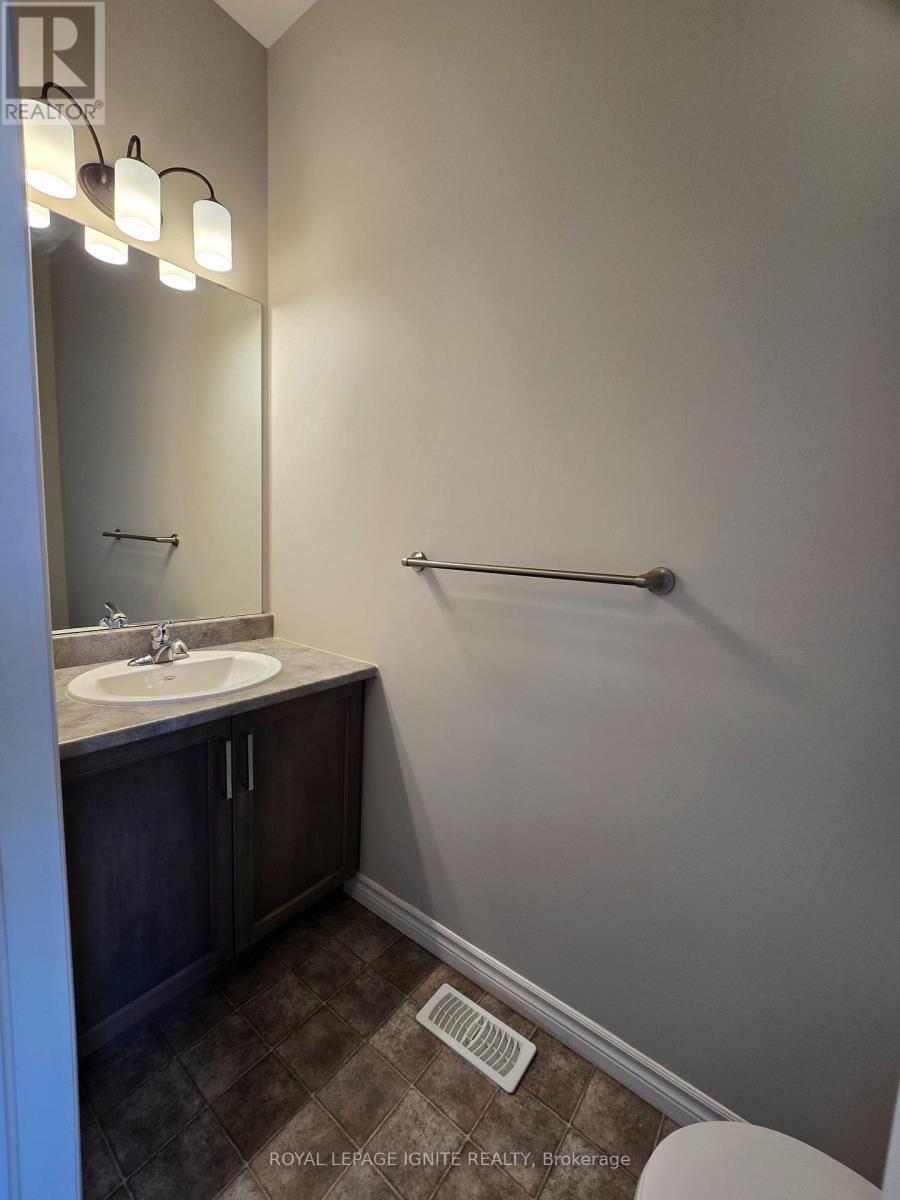 52 Cottonwood Drive, Belleville, ON