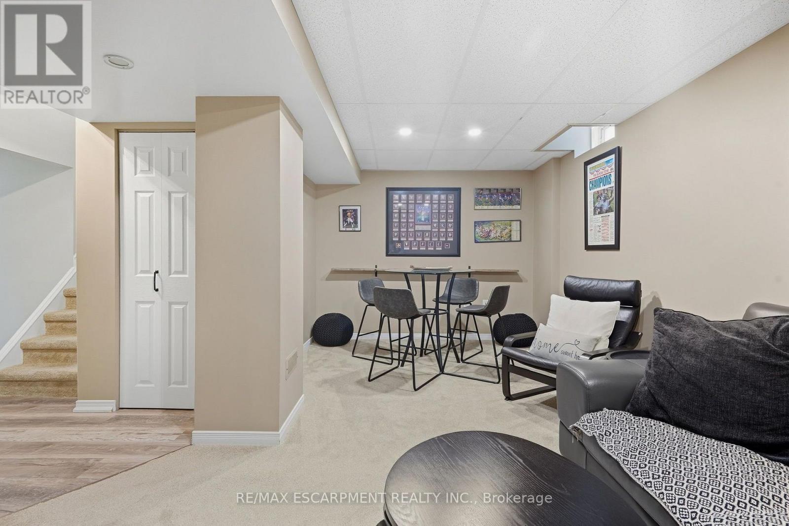 14 Kenyon Crescent, Grimsby, ON