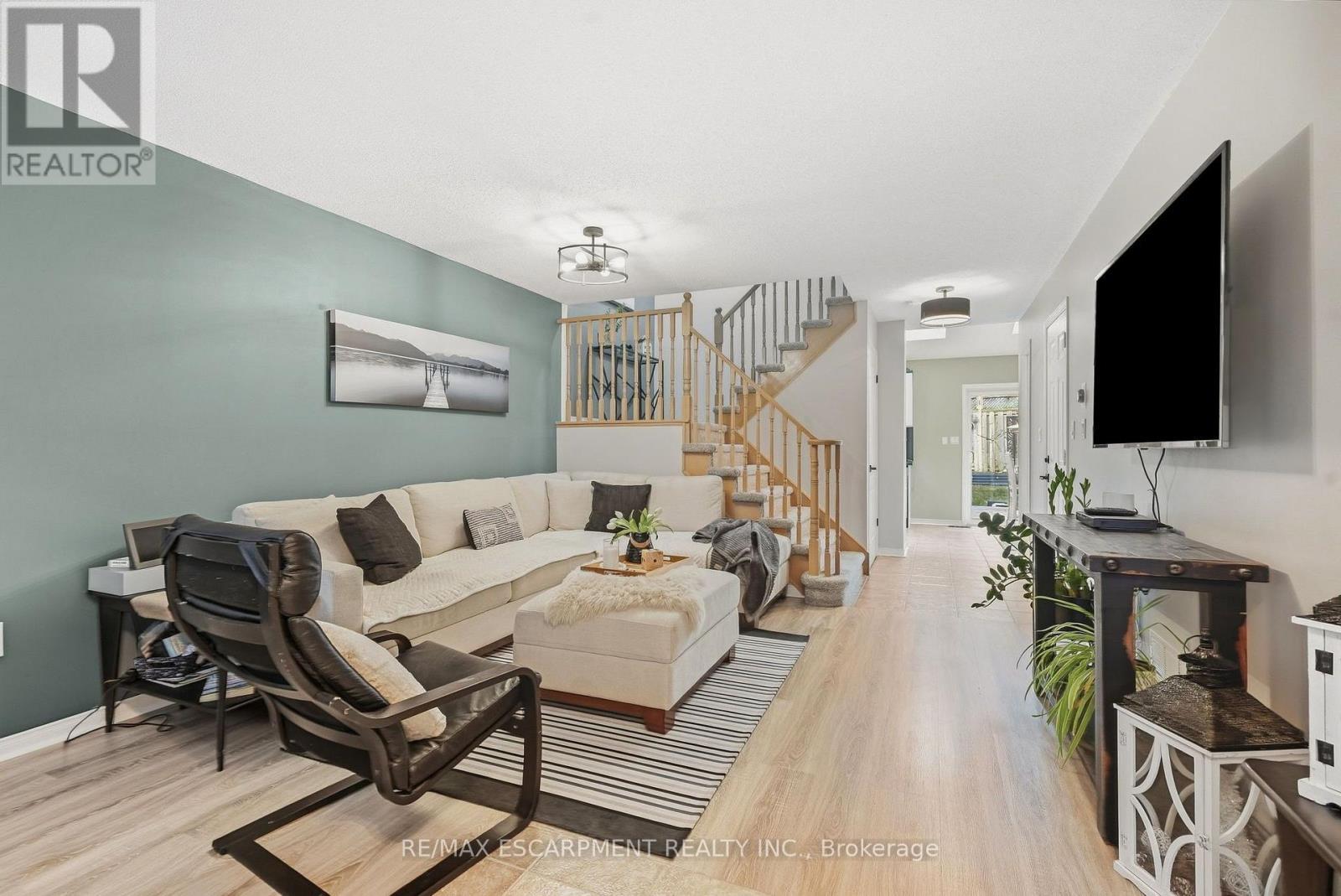 14 Kenyon Crescent, Grimsby, ON